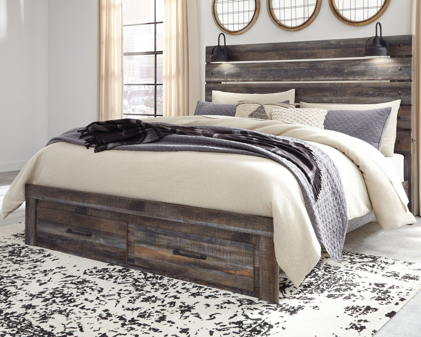 Drystan - Panel Bed - Hornell Furniture Outlet
