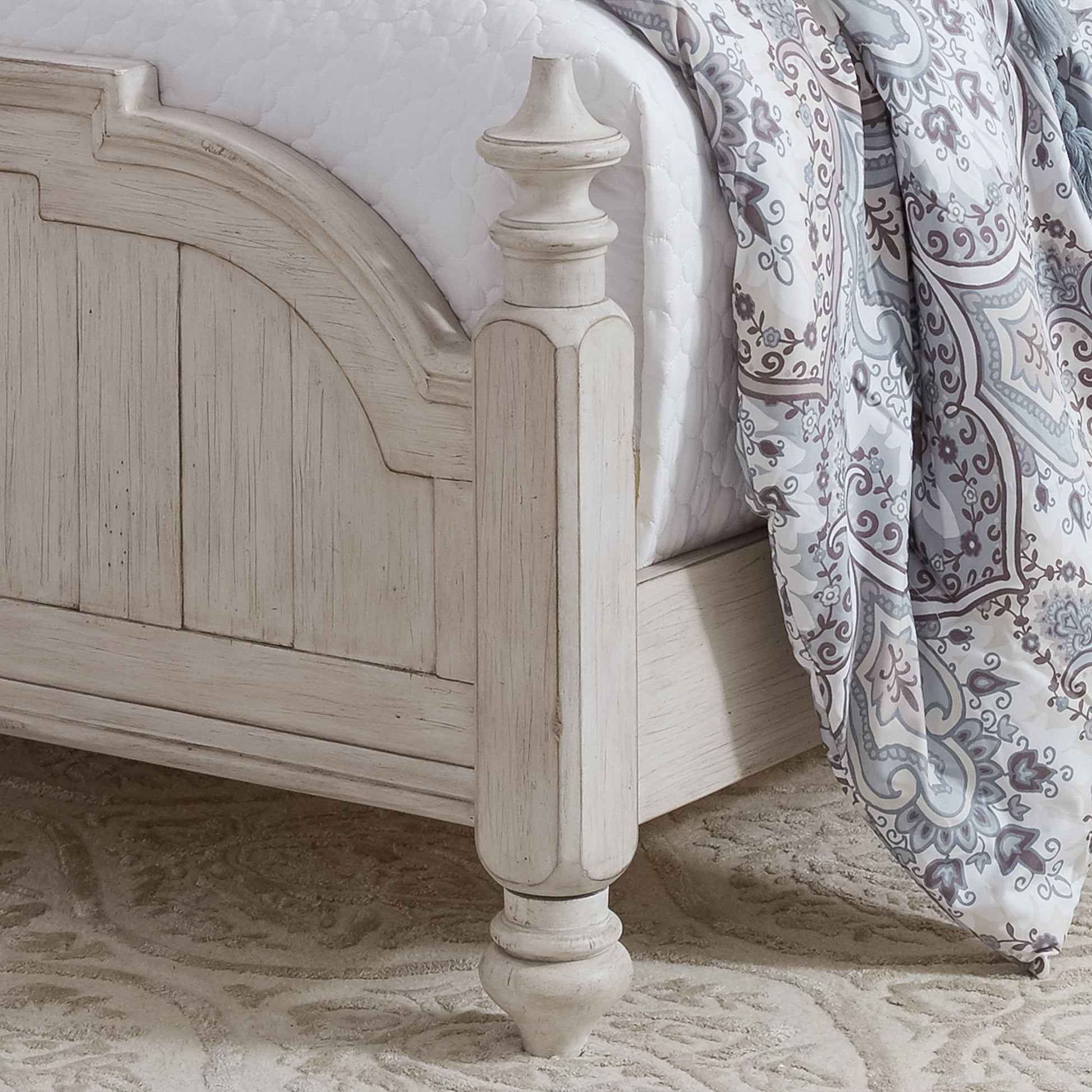 Farmhouse Reimagined - Poster Bed - Hornell Furniture Outlet