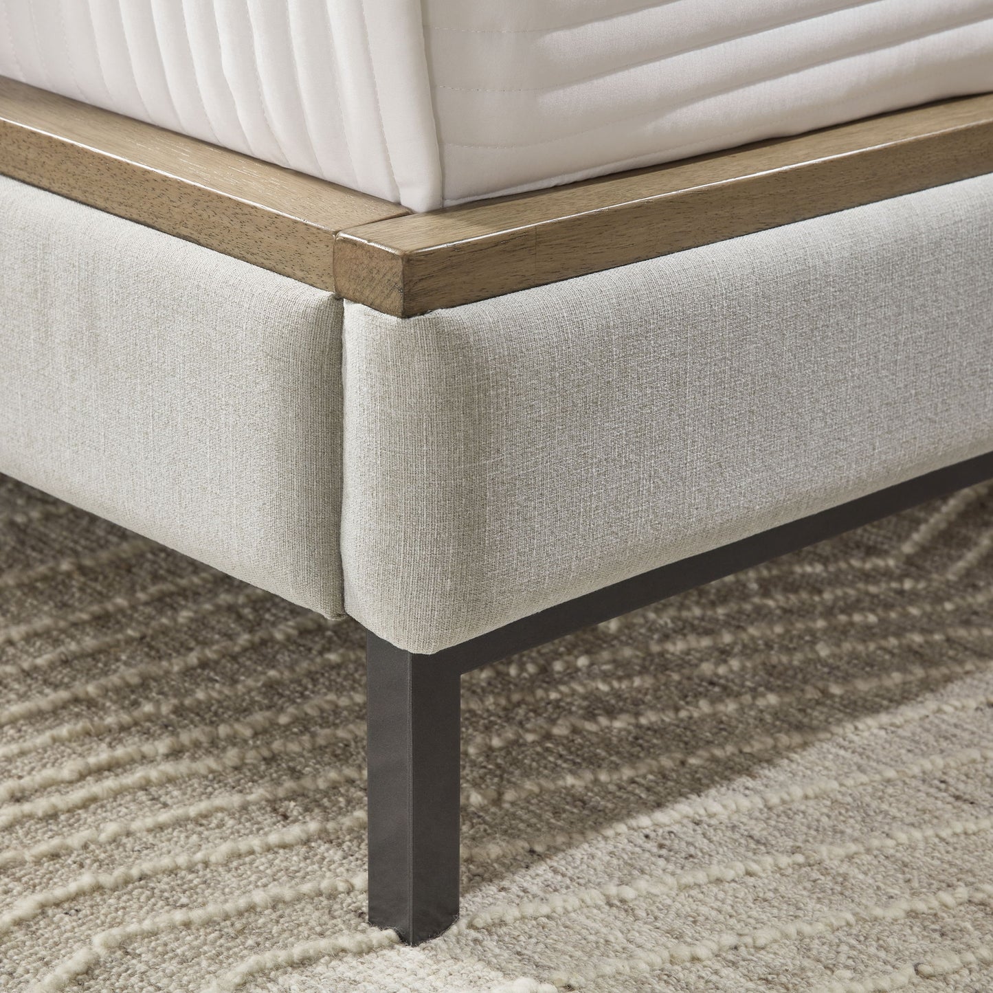 Tomtyn - Upholstered Bed - Hornell Furniture Outlet
