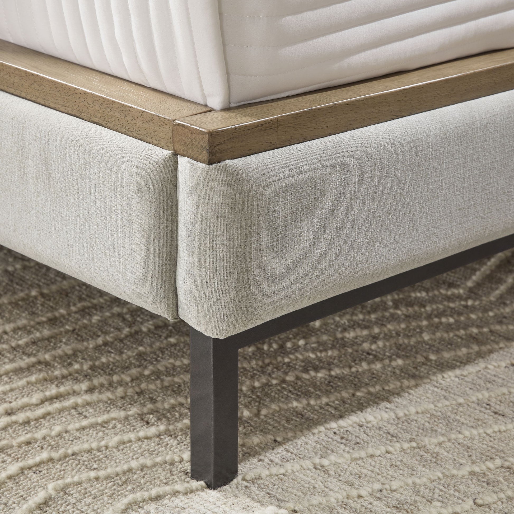 Tomtyn - Upholstered Bed - Hornell Furniture Outlet