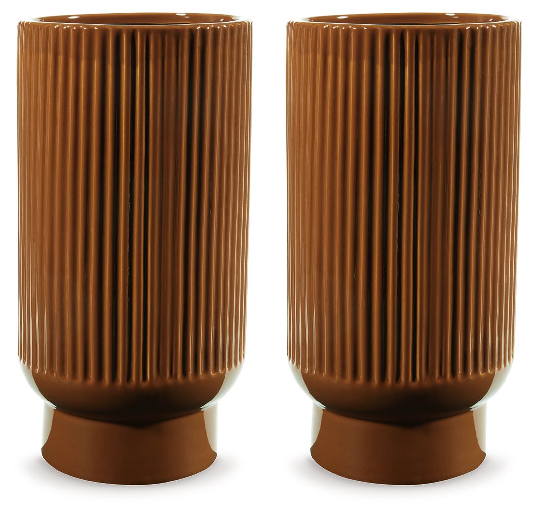 Avalyah - Medium Vase - Hornell Furniture Outlet