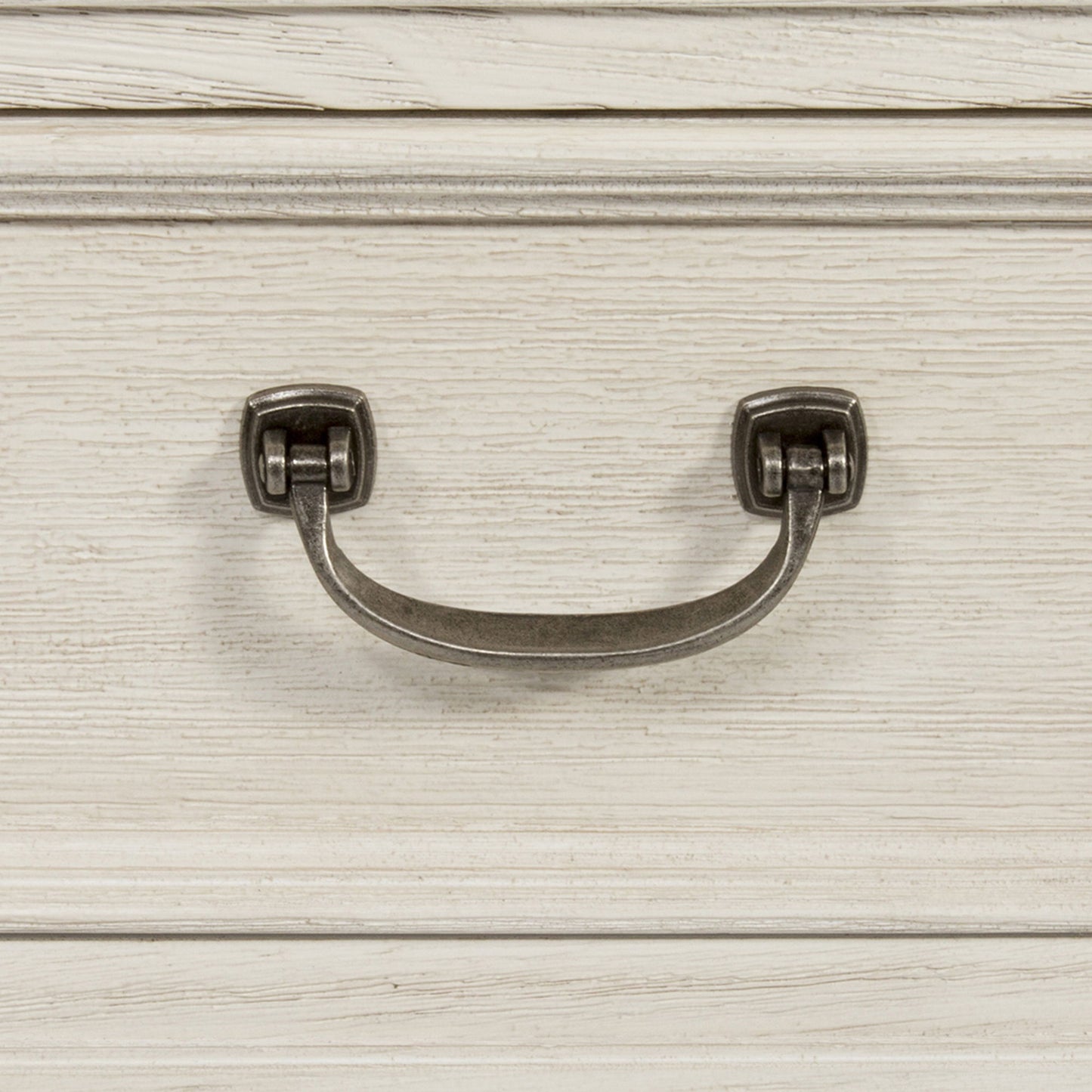 Bayside - 7 Drawer Dresser - White - Hornell Furniture Outlet
