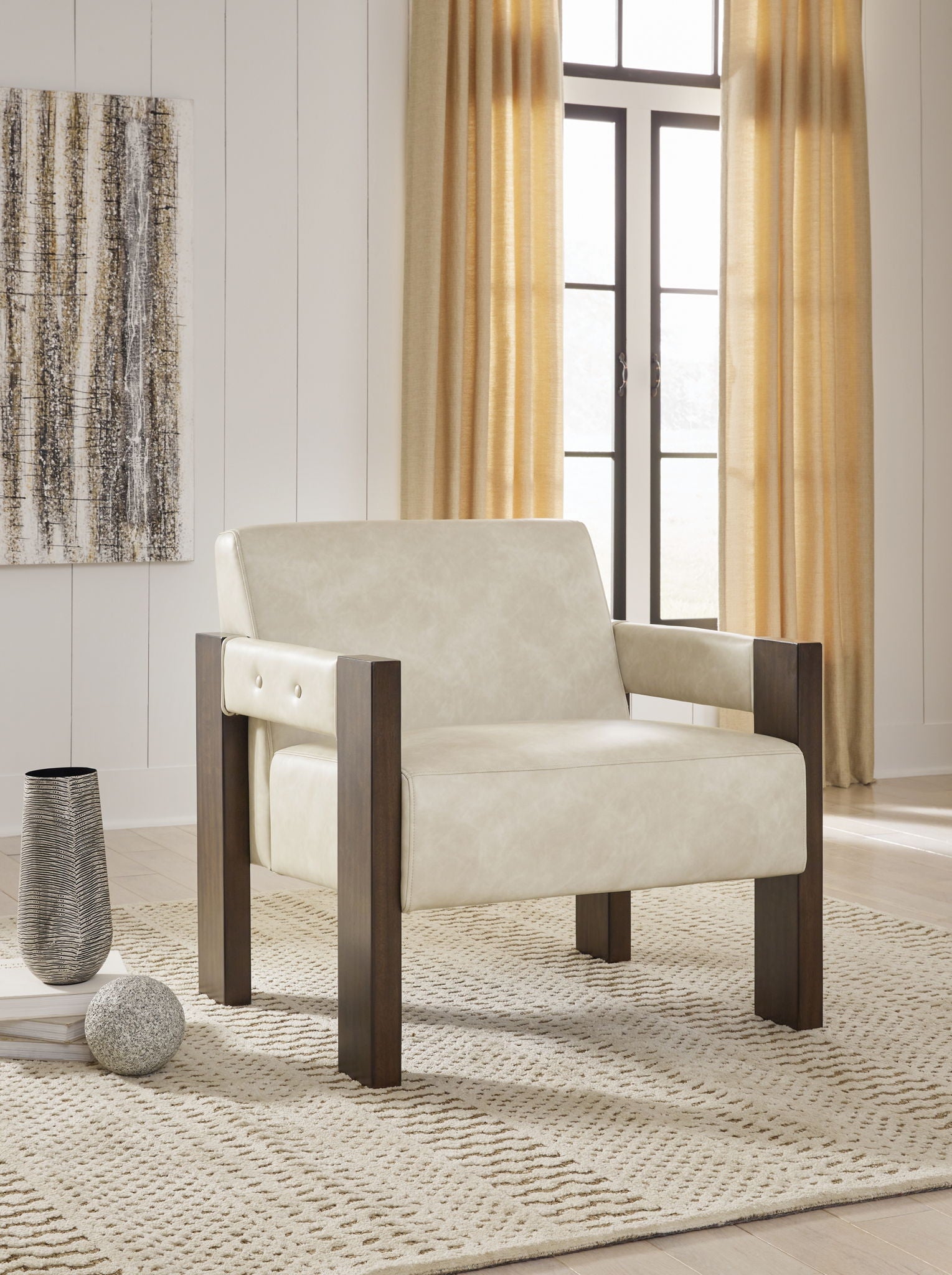 Adlanlock - Accent Chair - Hornell Furniture Outlet