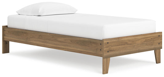 Deanlow - Platform Bed - Hornell Furniture Outlet