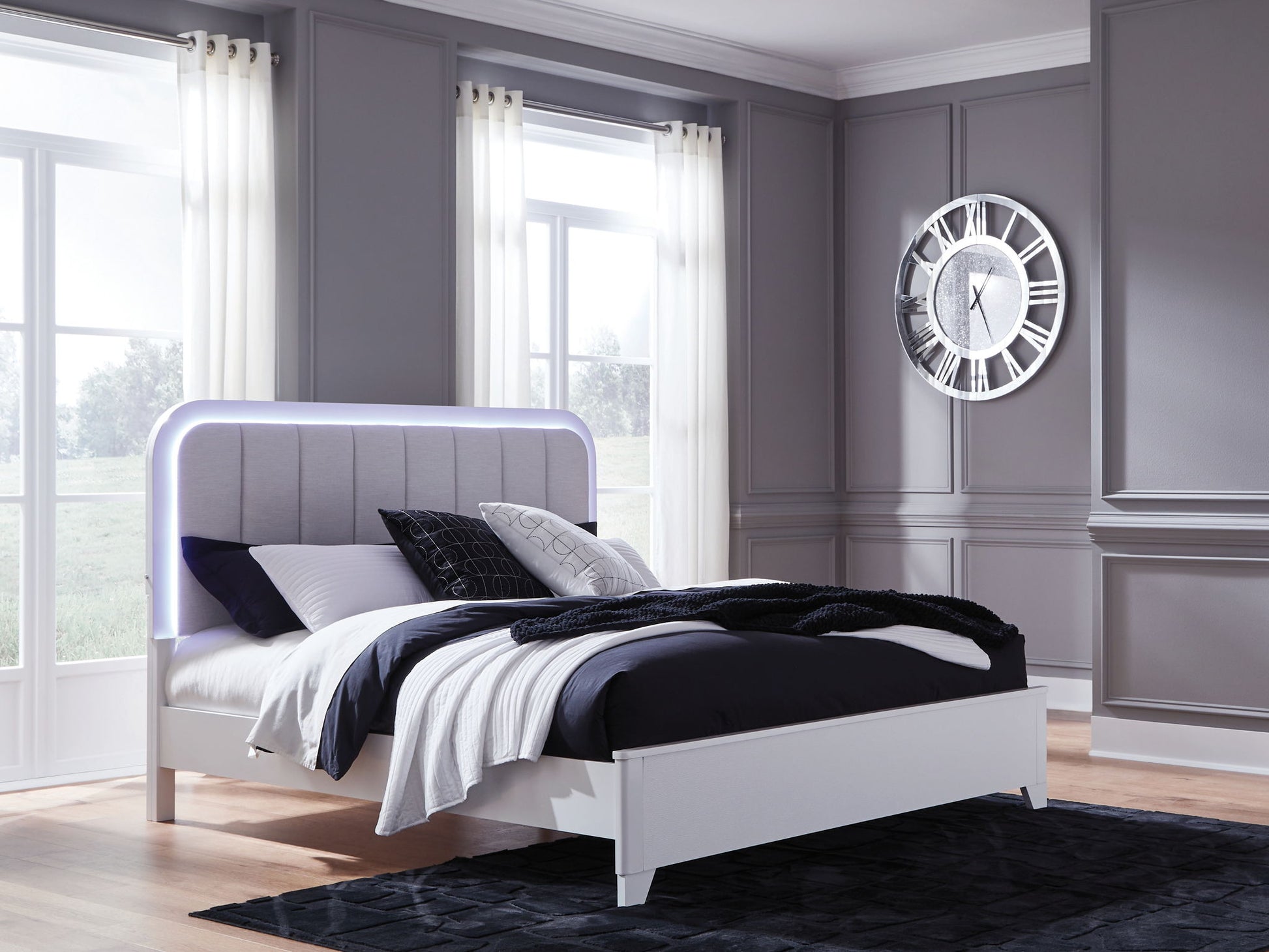 Jarlee - Upholstered Panel Bed - Hornell Furniture Outlet