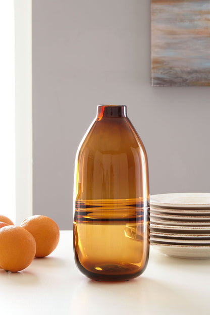 Lemmitt - Amber - Vase - Hornell Furniture Outlet