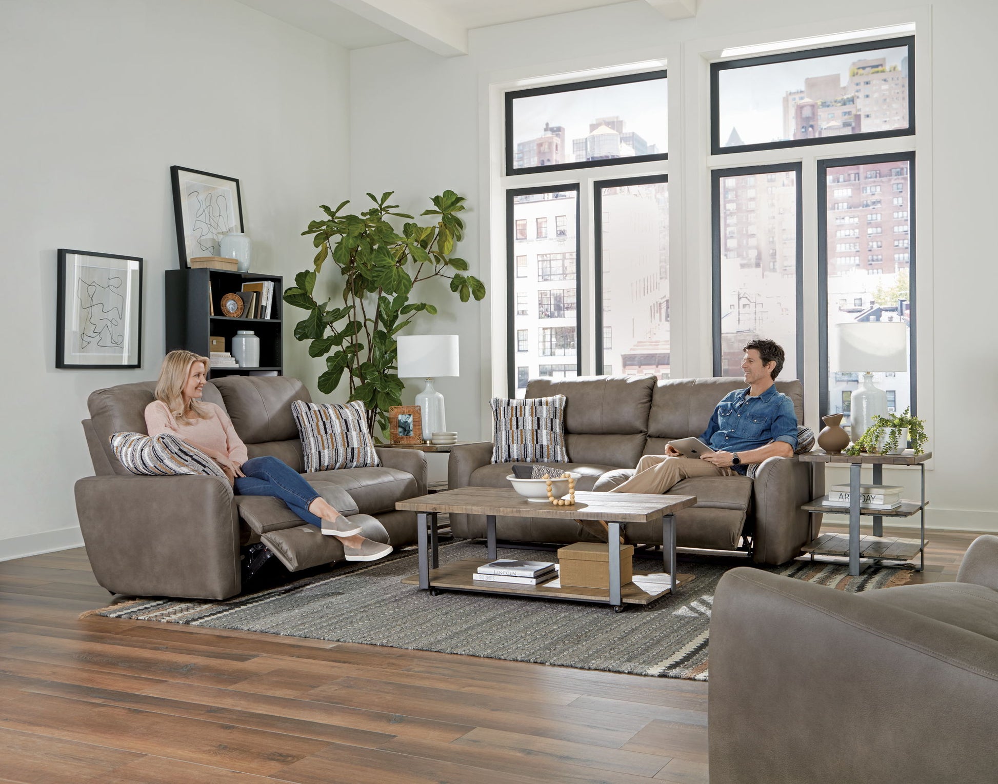 Dorian - Reclining Loveseat - Hornell Furniture Outlet
