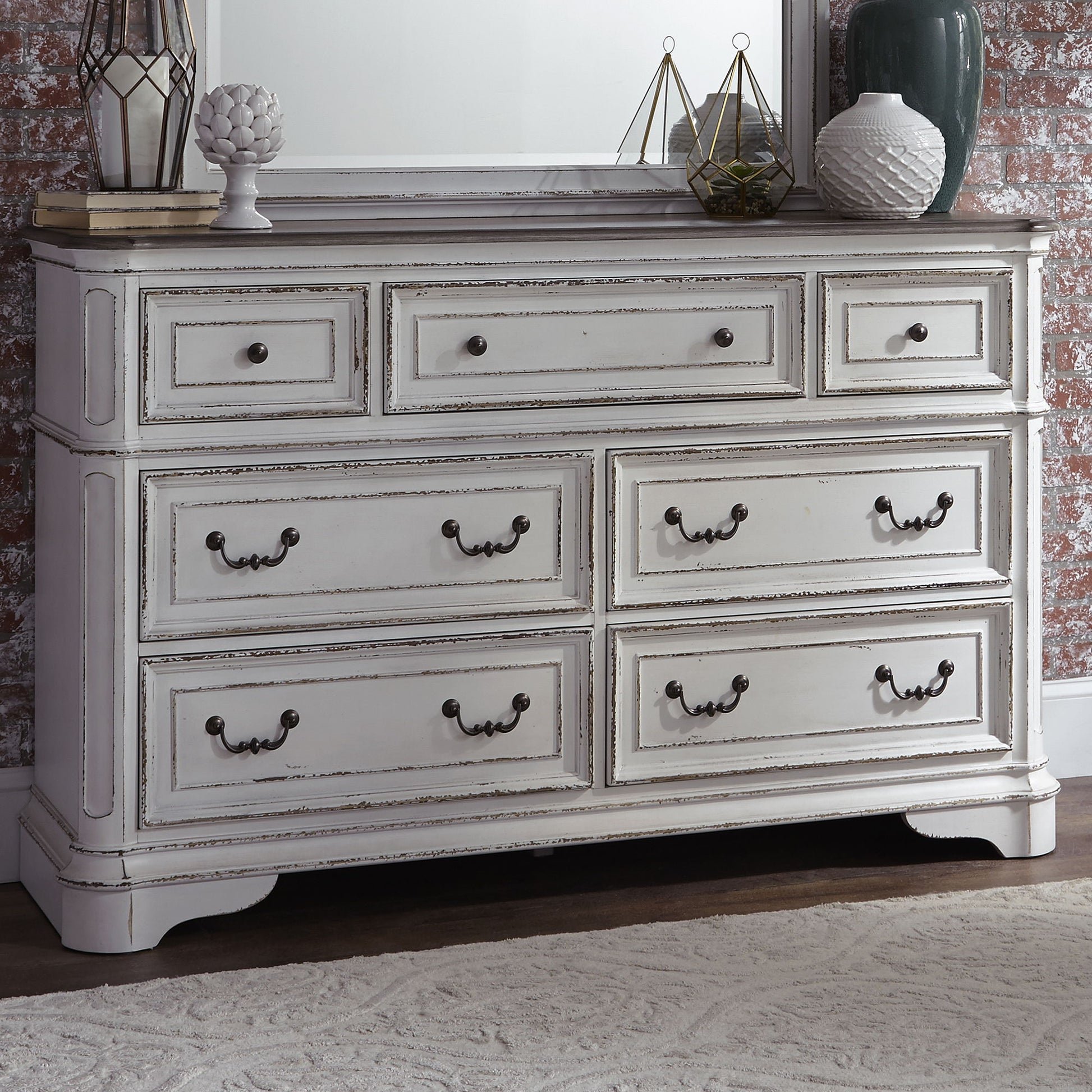 Magnolia Manor - 7 Drawer Dresser - Hornell Furniture Outlet