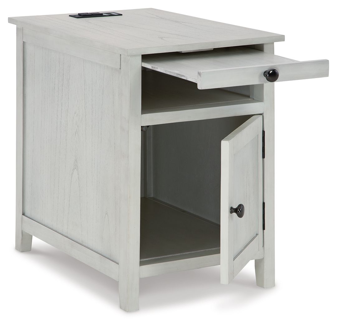 Treytown - Chair Side End Table - Hornell Furniture Outlet
