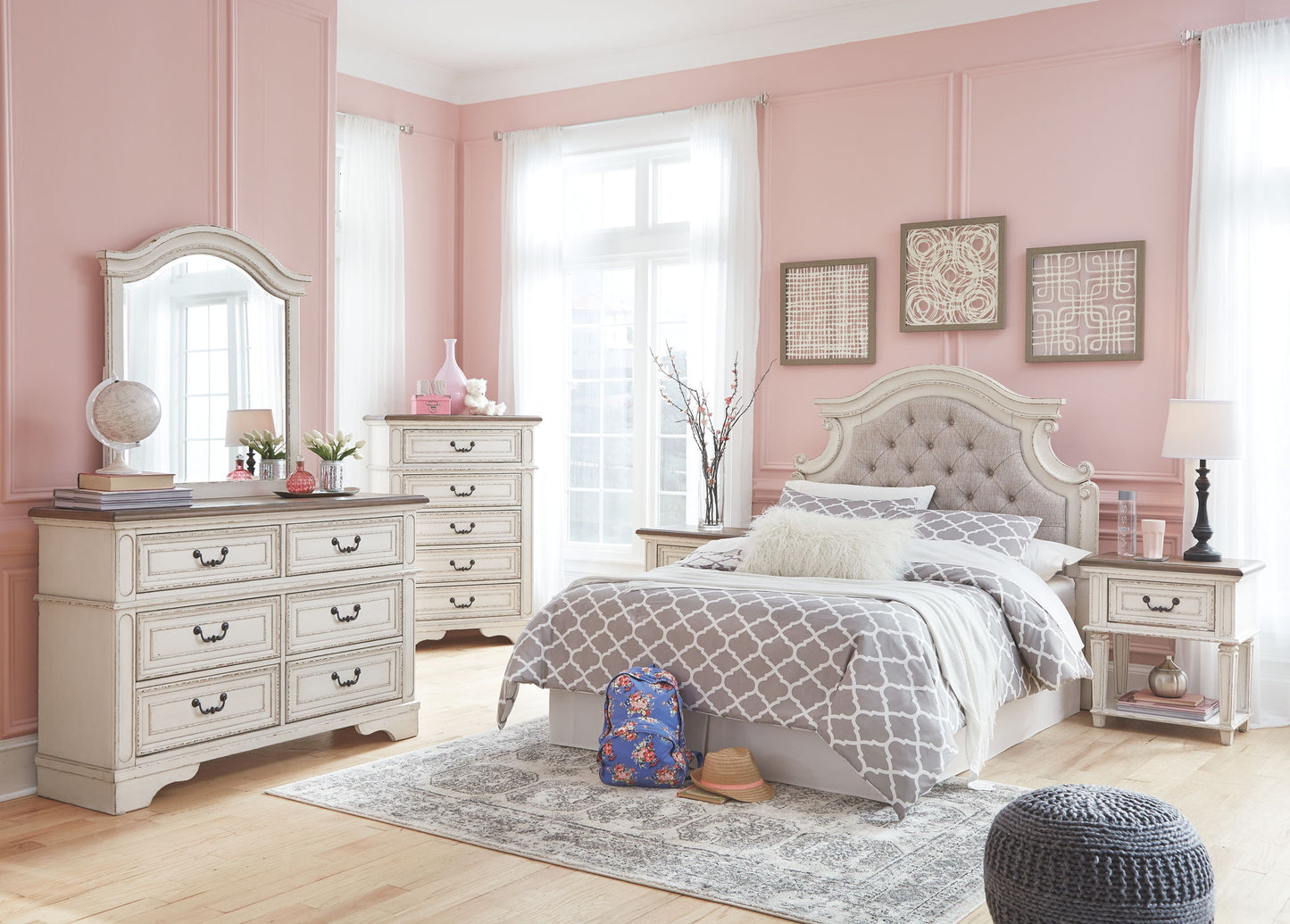 Realyn - Dresser, Mirror - Hornell Furniture Outlet