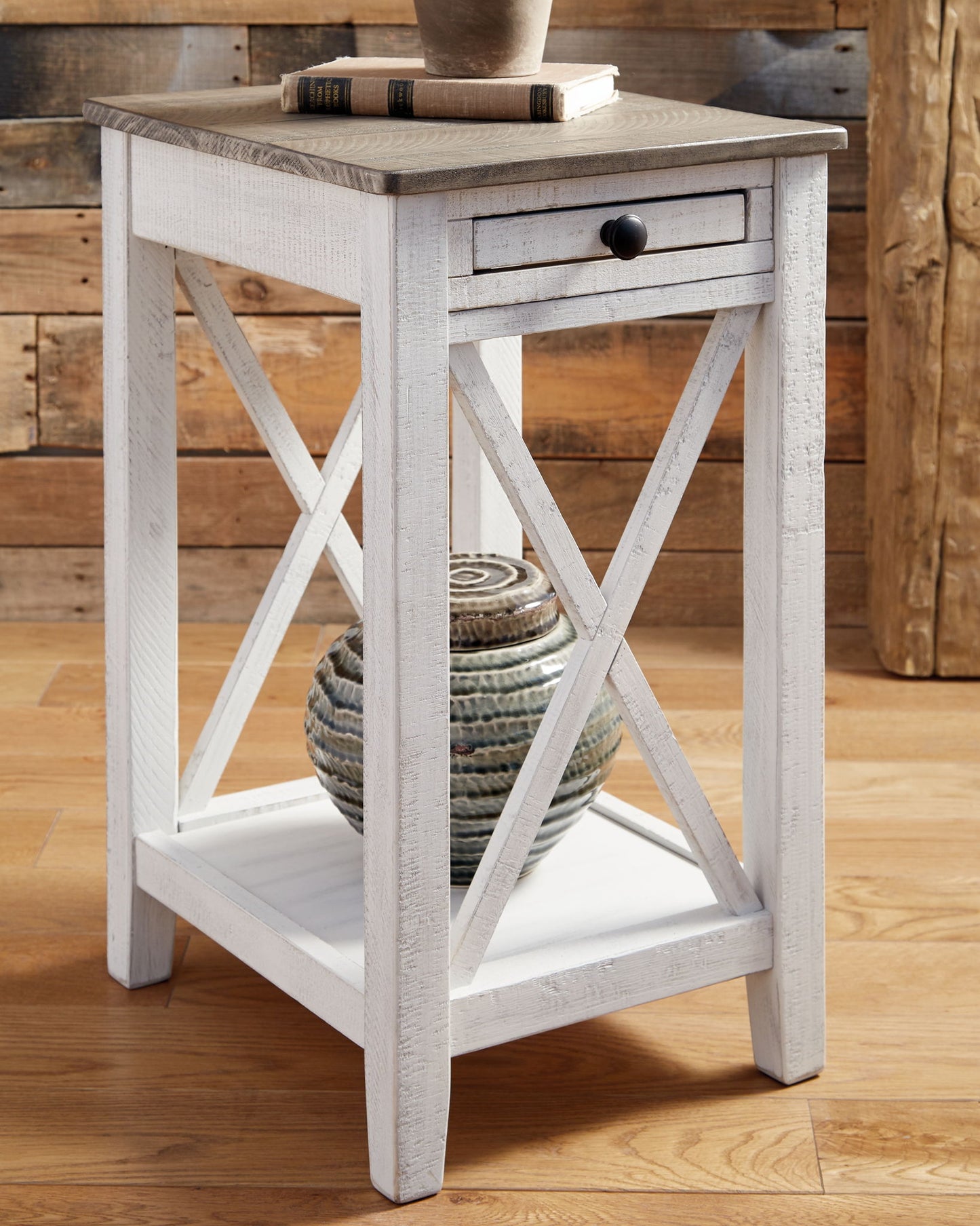 Adalane - White / Gray - Accent Table - Hornell Furniture Outlet
