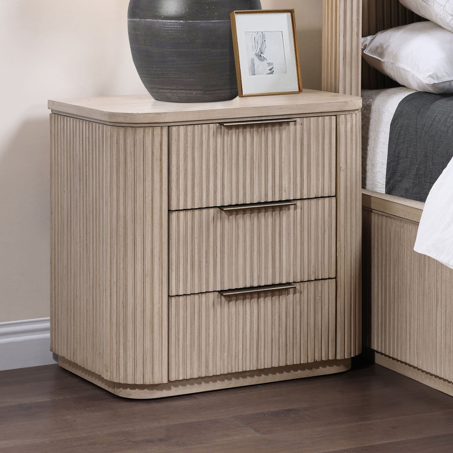 Henry - Nightstand With USB - C - Hornell Furniture Outlet