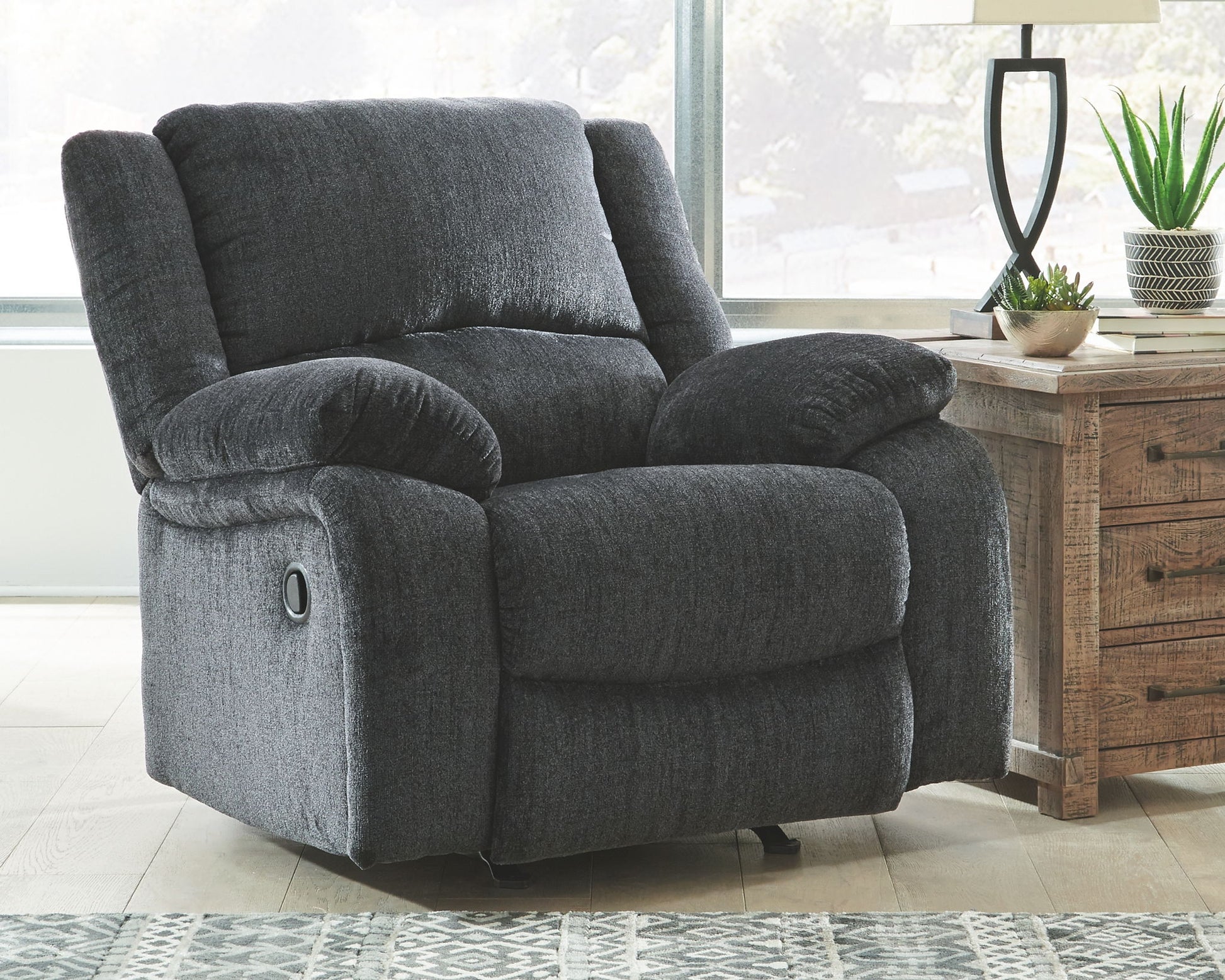 Draycoll - Rocker Recliner - Hornell Furniture Outlet