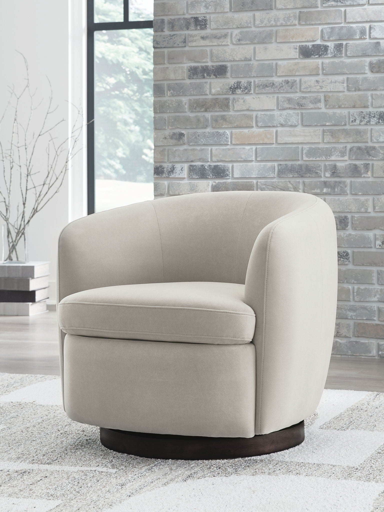 Annbury - Swivel Accent Chair - Light Beige - Hornell Furniture Outlet