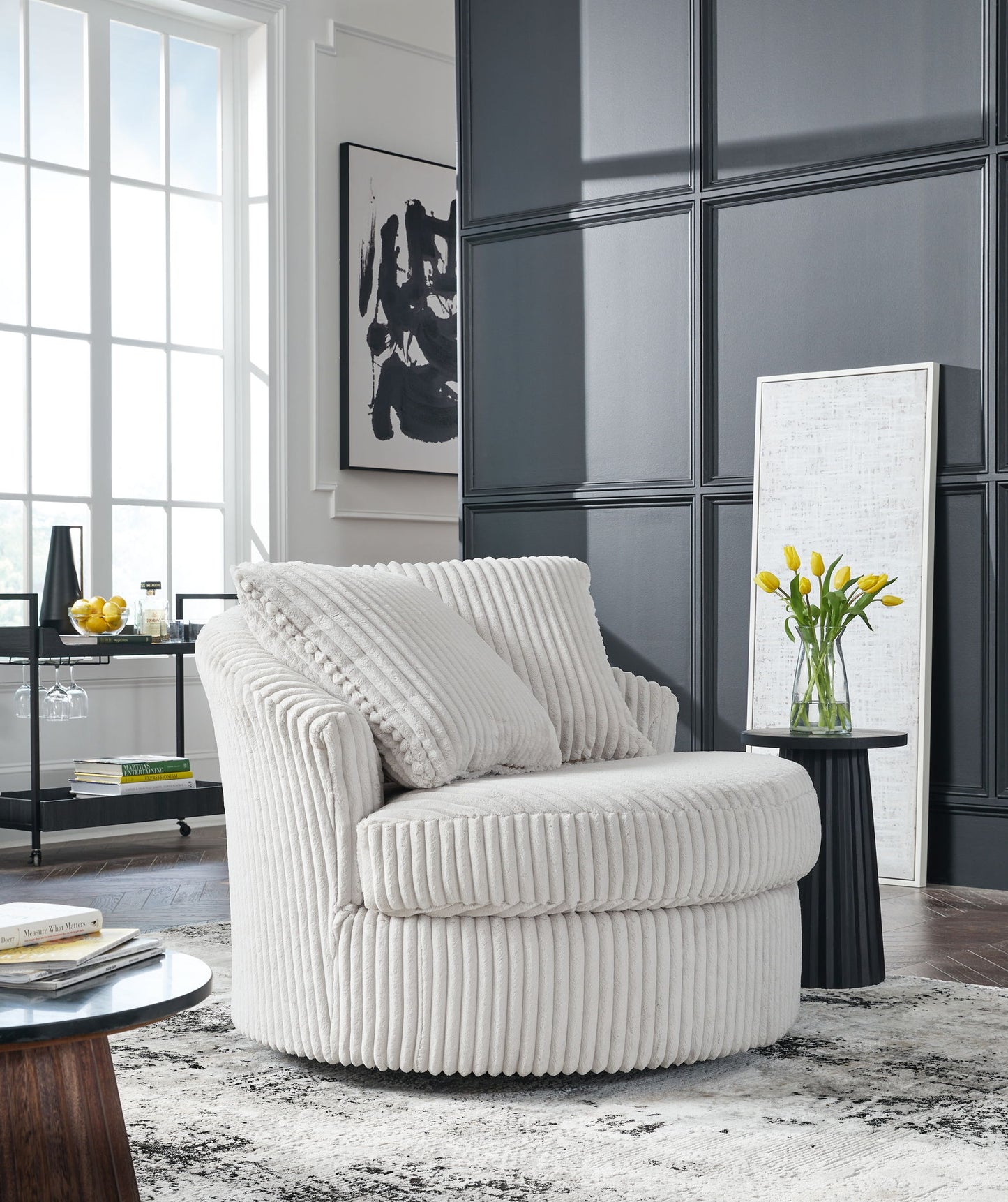 Gramwell - Swivel Chair - Hornell Furniture Outlet