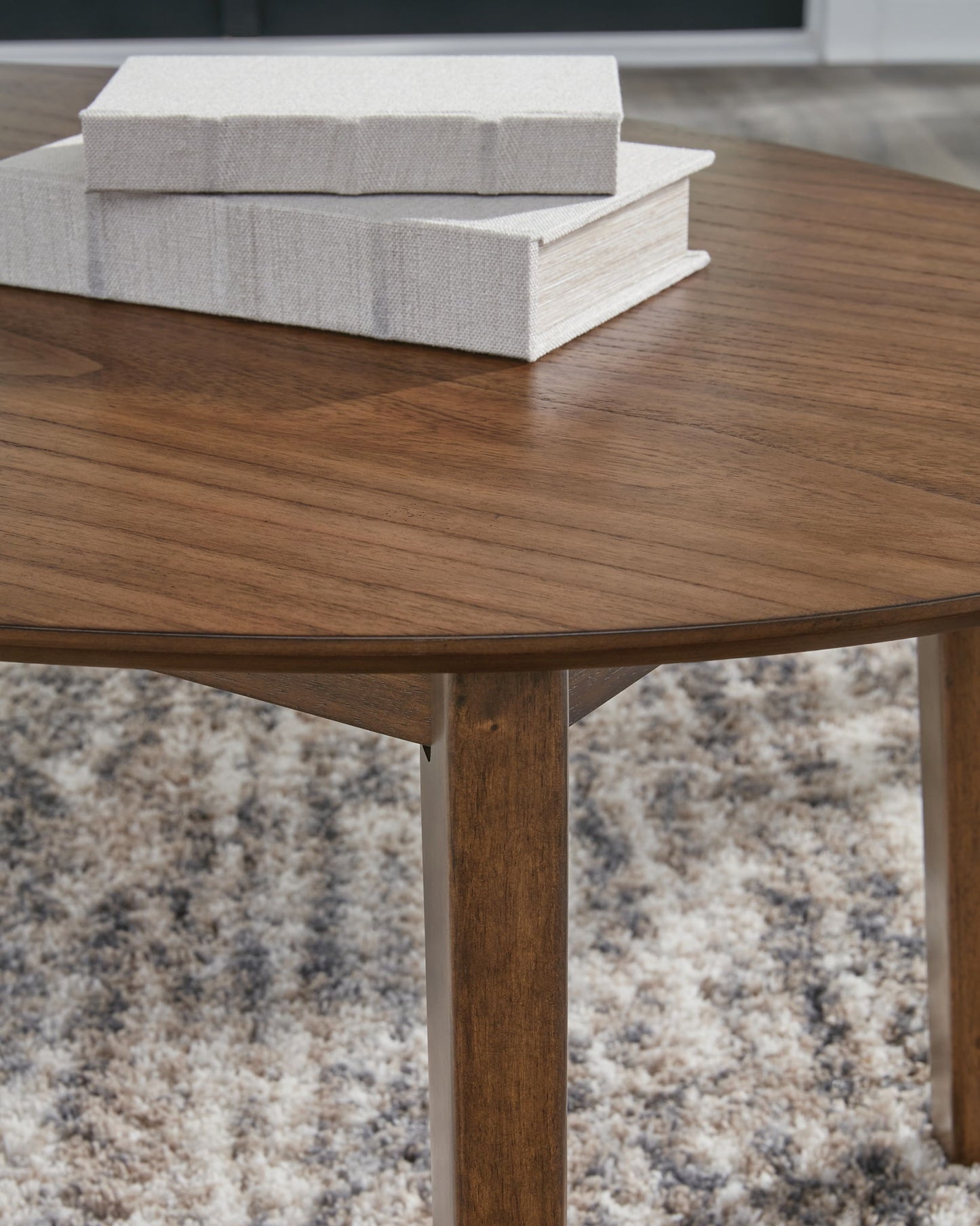 Gordonay - Brown - Occasional Table Set (Set of 3) - Hornell Furniture Outlet