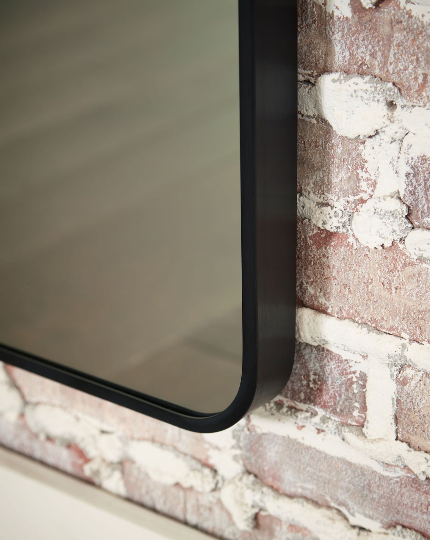 Sethall - Black - Floor Mirror - Hornell Furniture Outlet