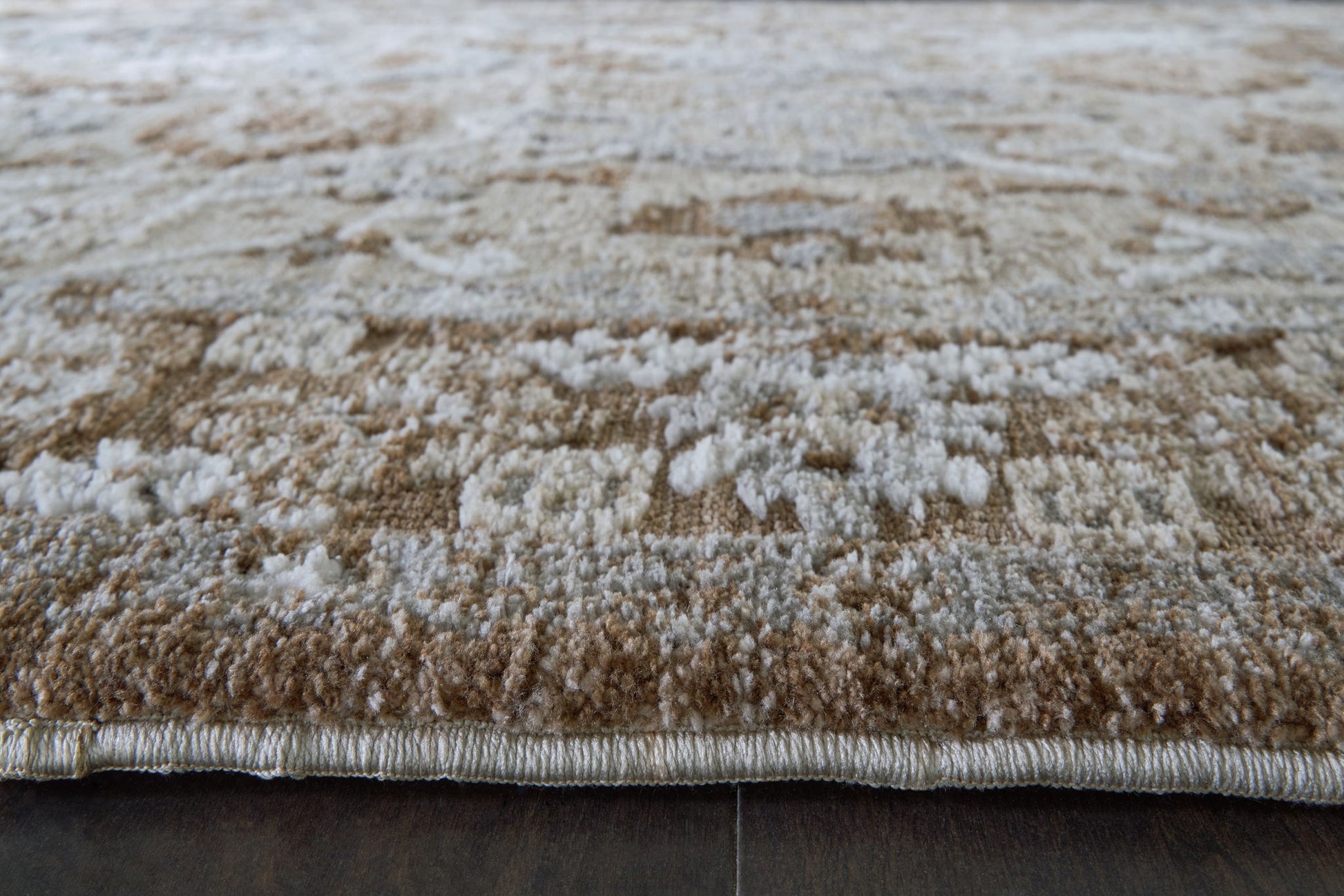 Ainswick - Memory Foam Rug - Hornell Furniture Outlet