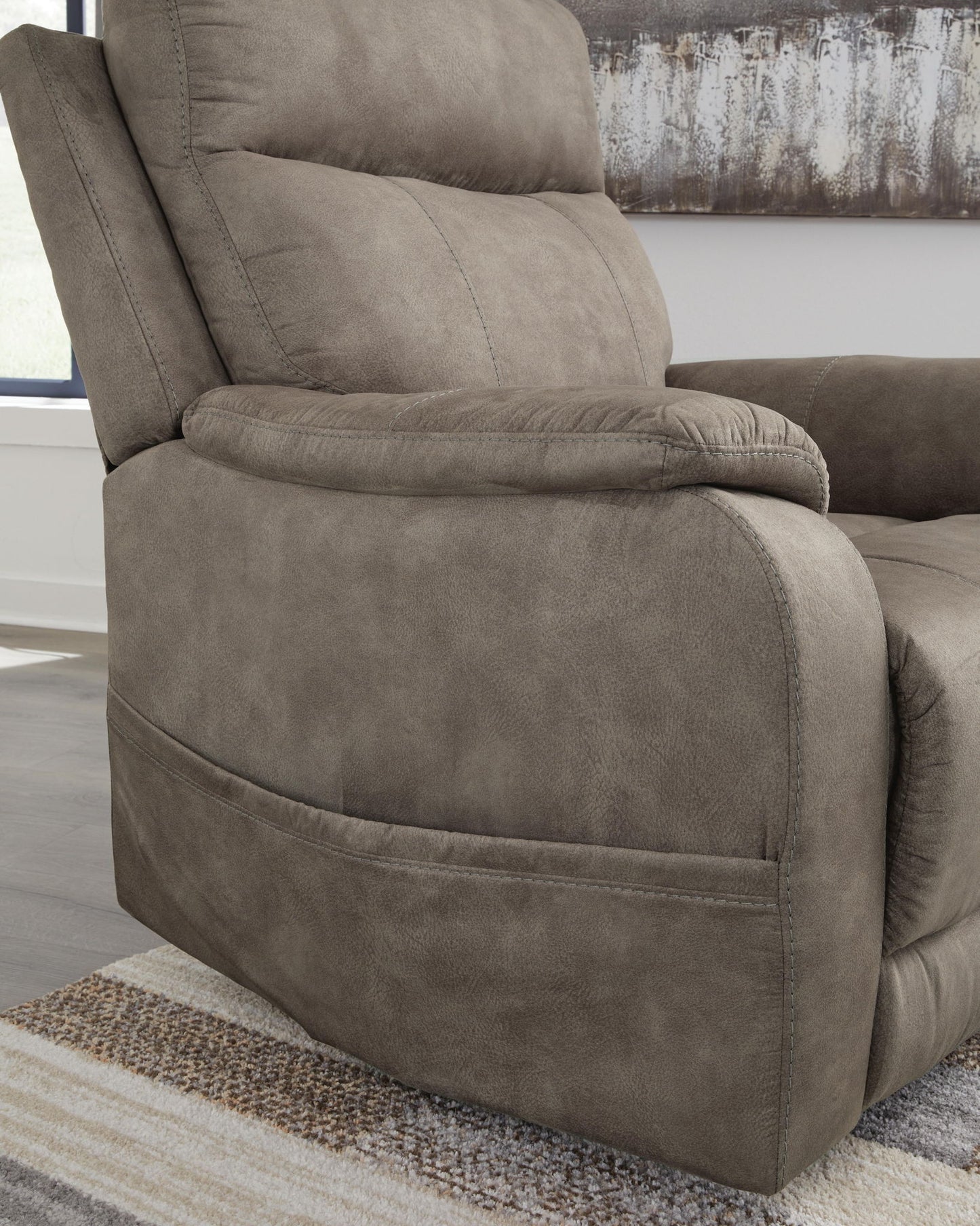 Crestmeade - Power Lift Recliner - Hornell Furniture Outlet