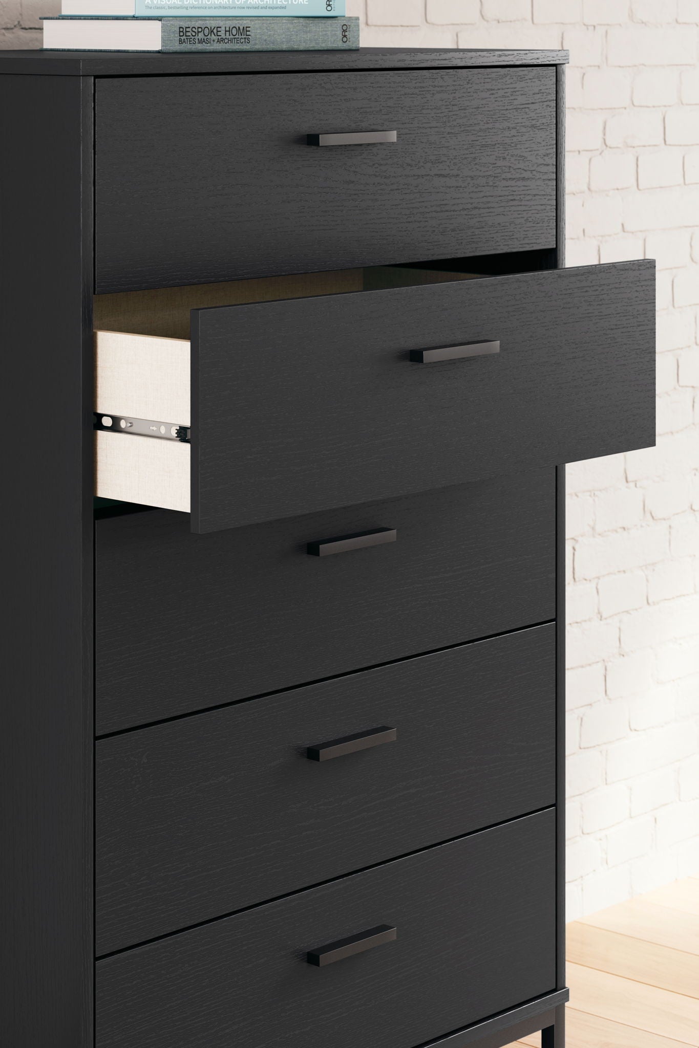 Socalle - Drawer Chest - Hornell Furniture Outlet