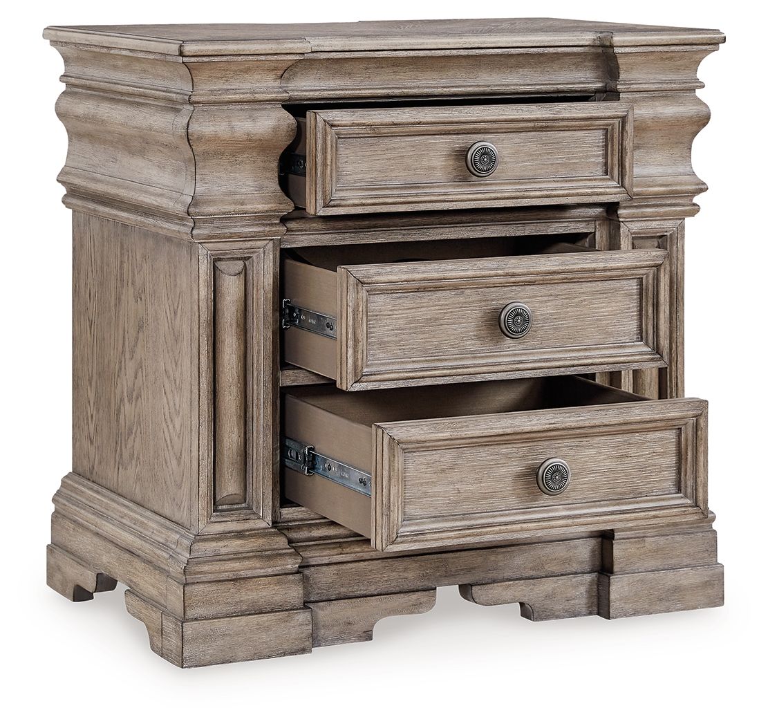 Blairhurst - Light Grayish Brown - Three Drawer Night Stand - Hornell Furniture Outlet