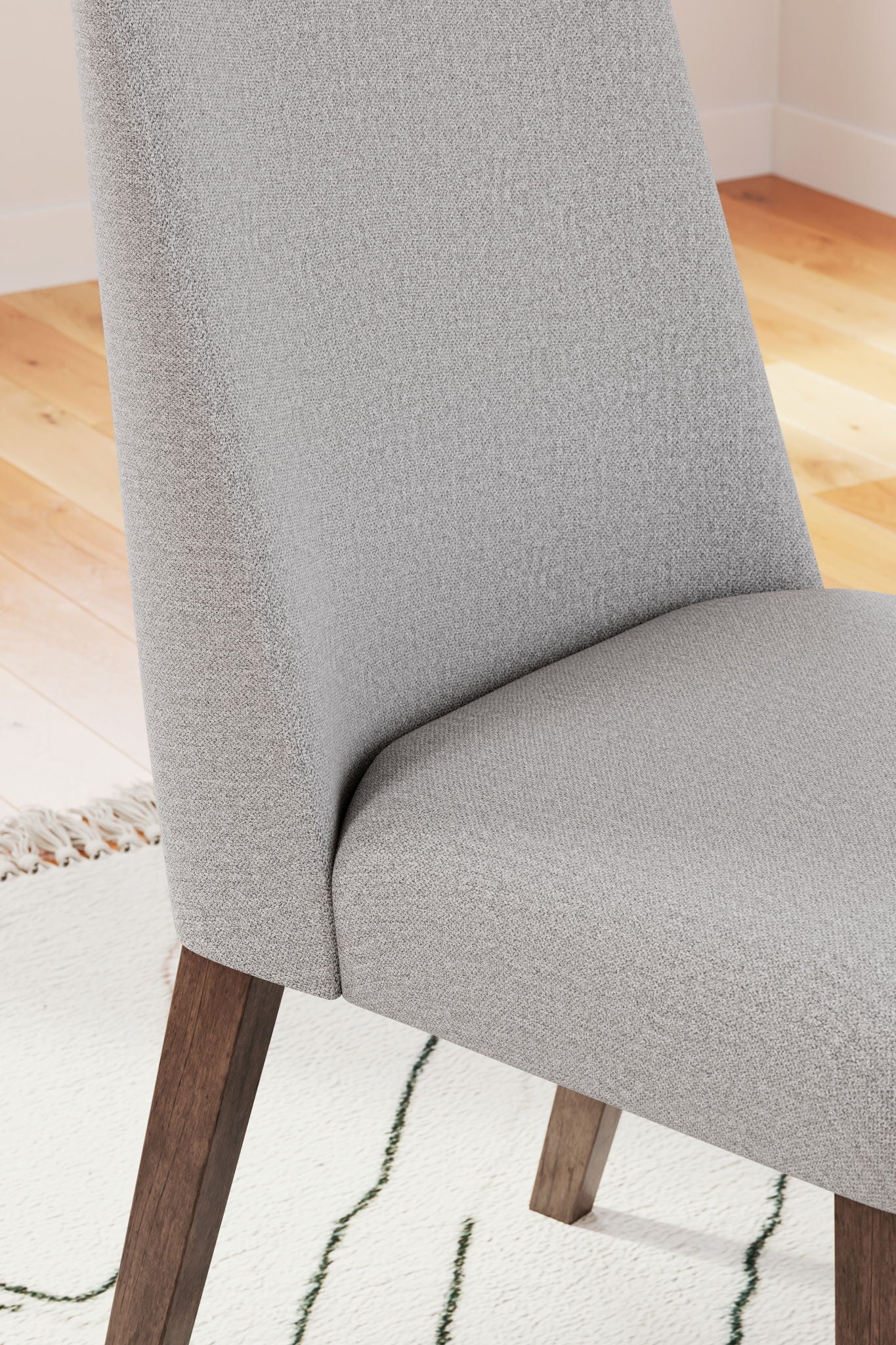 Lyncott - Dining Uph Side Chair (Set of 2) - Hornell Furniture Outlet
