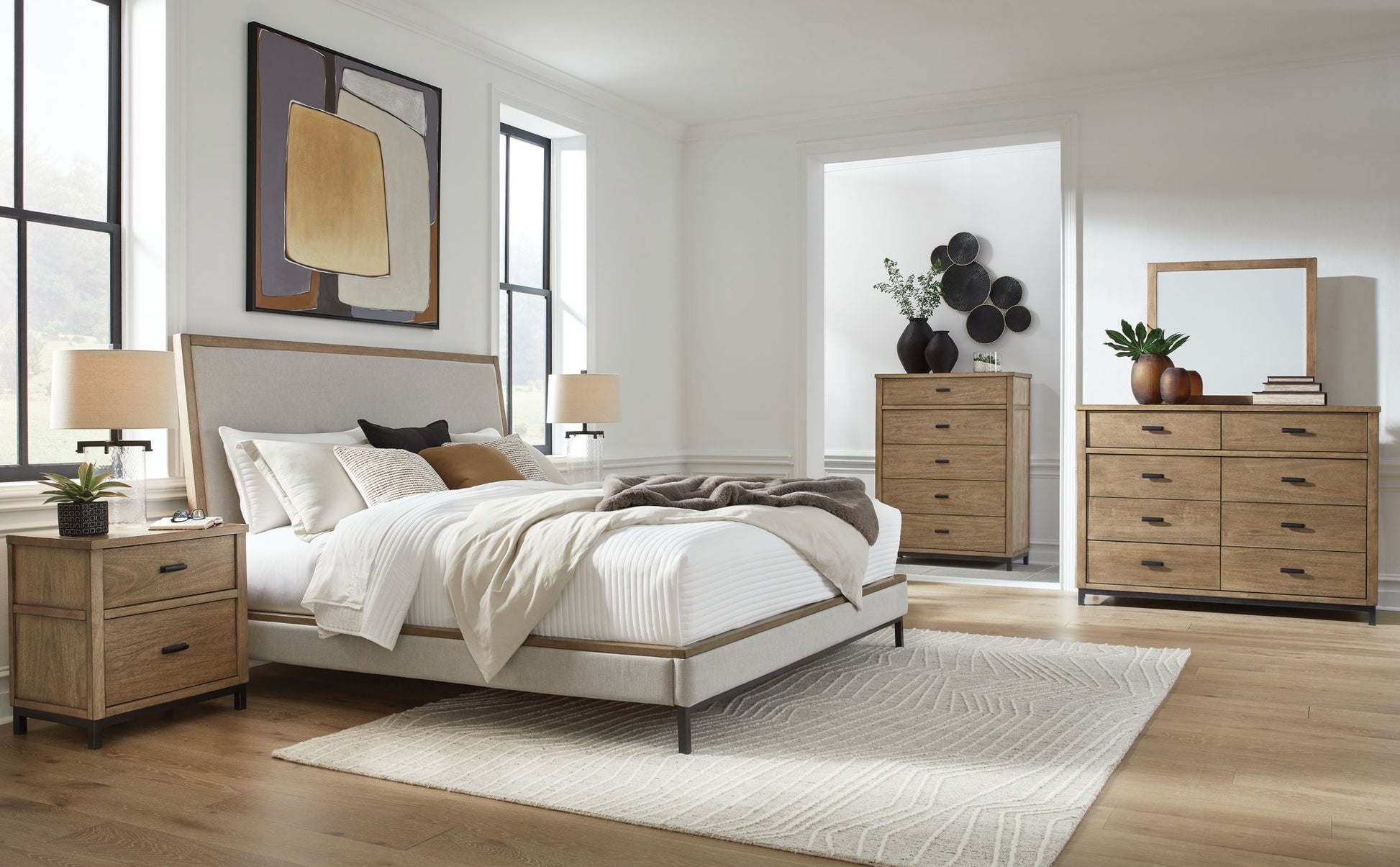 Tomtyn - Upholstered Bed Set - Hornell Furniture Outlet