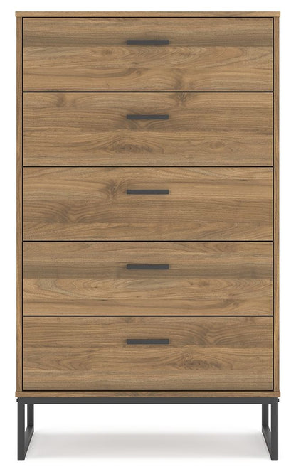 Deanlow - Honey - Five Drawer Chest - Hornell Furniture Outlet
