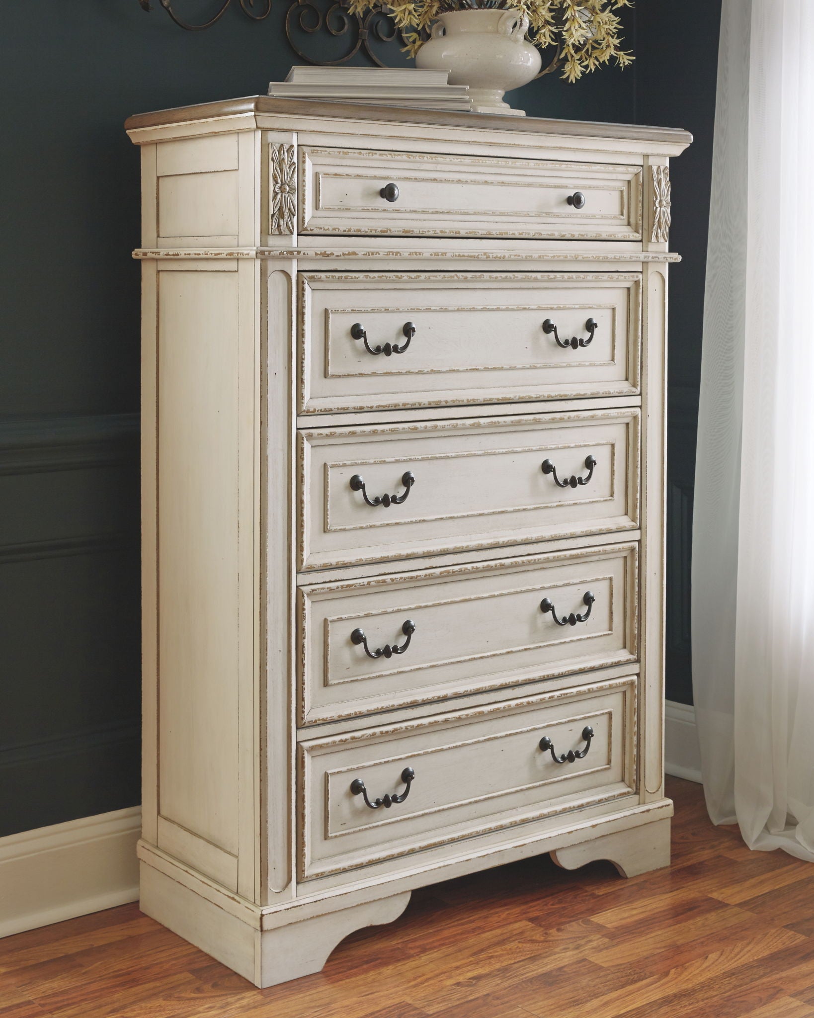 Realyn - Panel Bedroom Set - Hornell Furniture Outlet