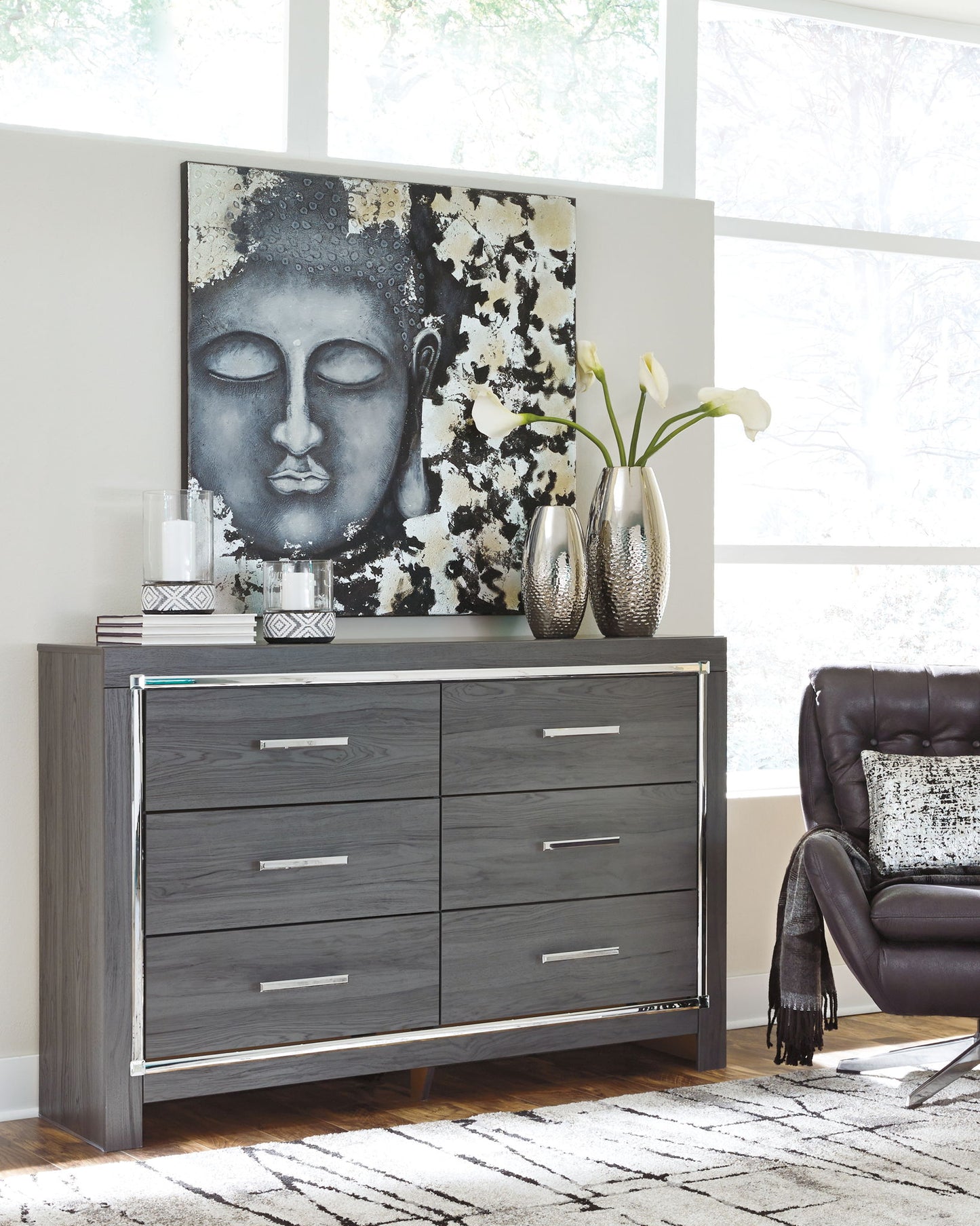 Lodanna - Dresser, Mirror - Hornell Furniture Outlet
