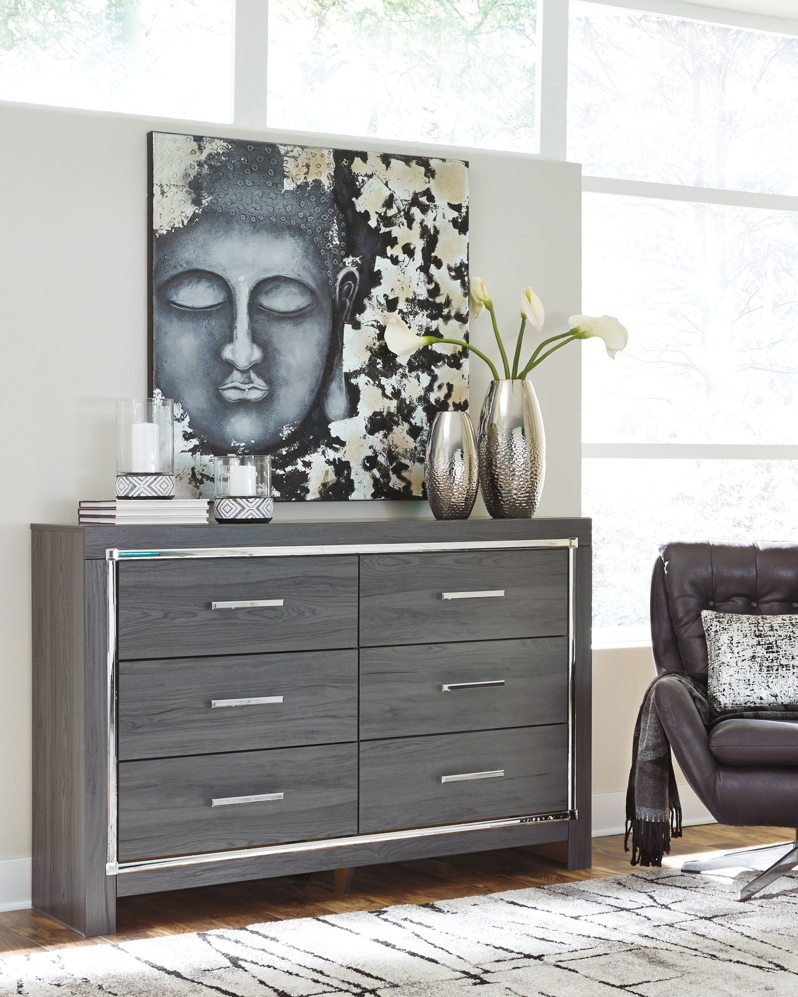 Lodanna - Dresser, Mirror - Hornell Furniture Outlet