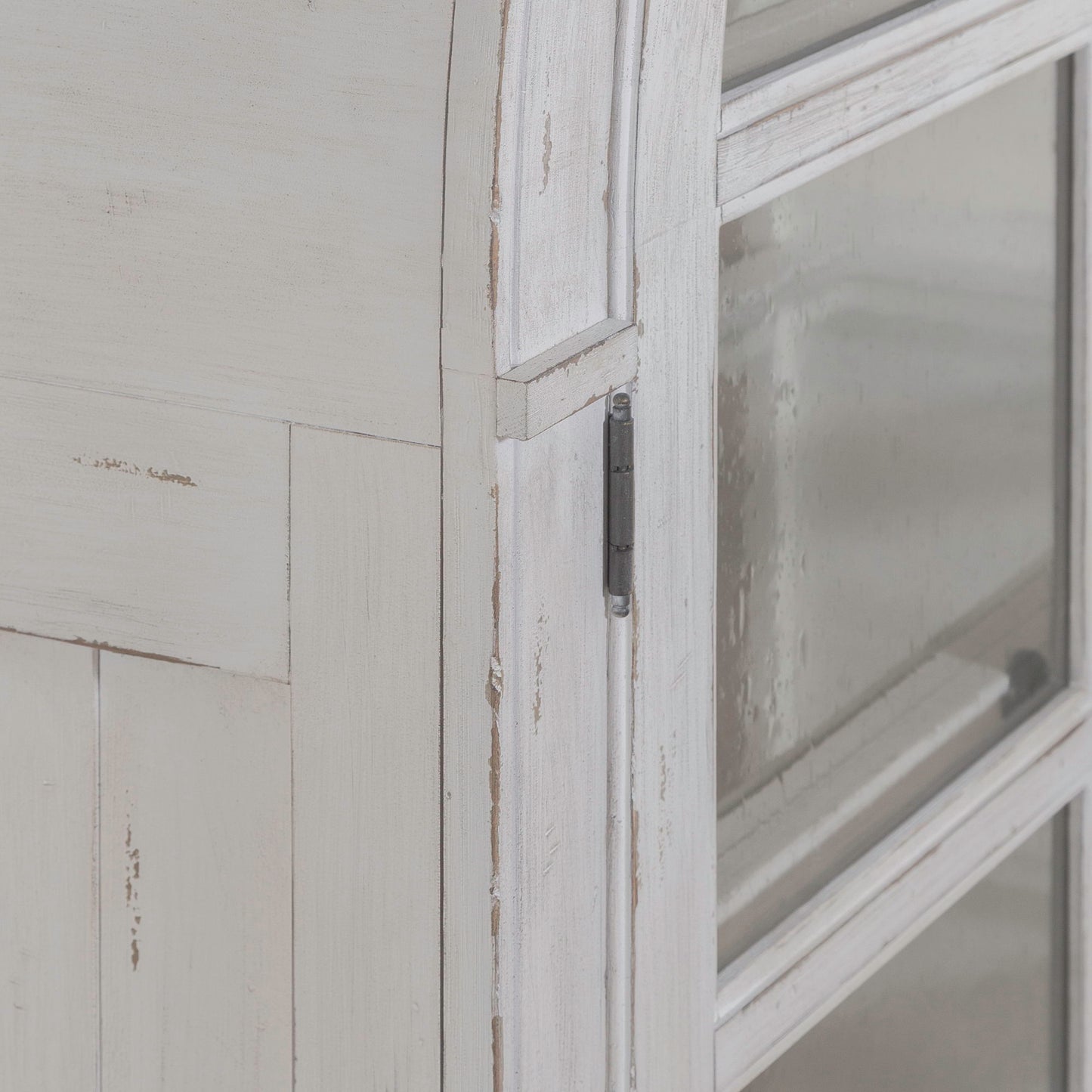 River Place - Curio Hutch - White - Hornell Furniture Outlet