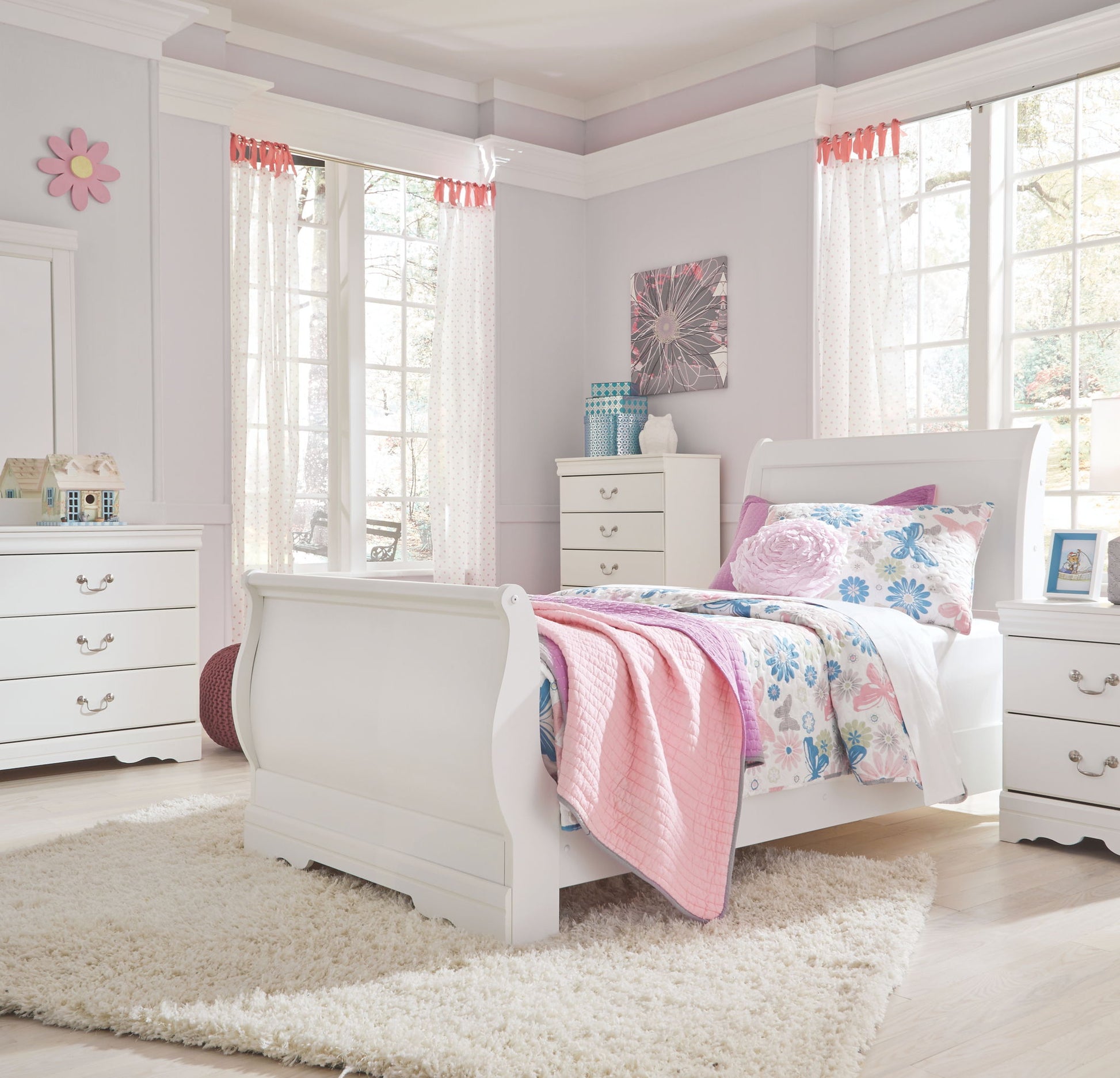 Anarasia - Sleigh Bed - Hornell Furniture Outlet
