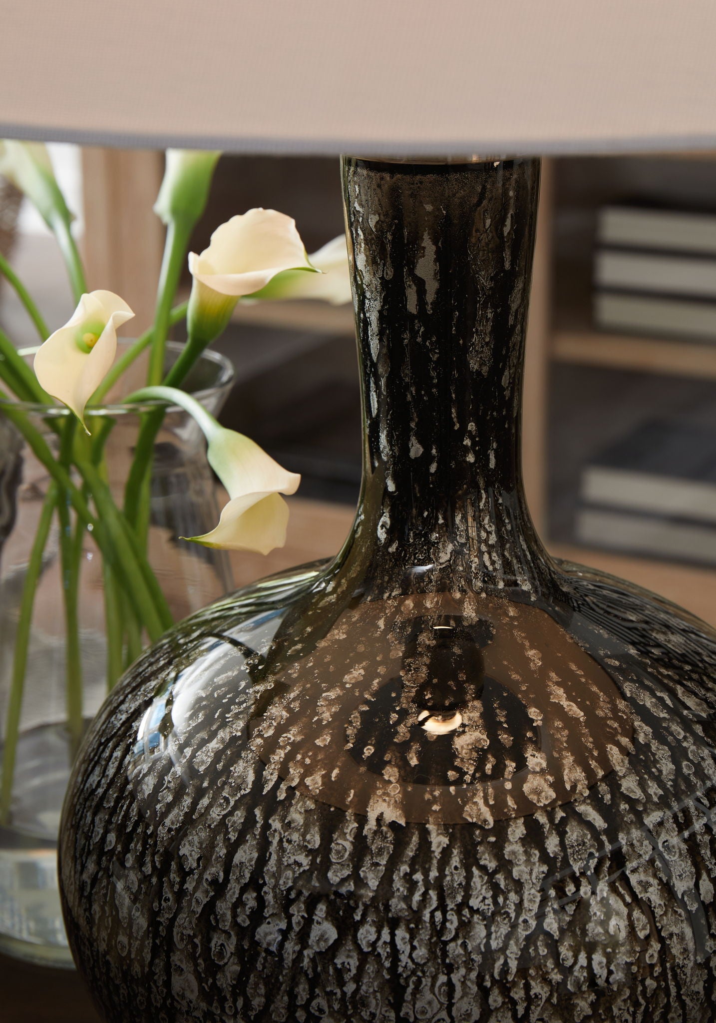 Tenslow - Antique Black - Glass Table Lamp - Hornell Furniture Outlet