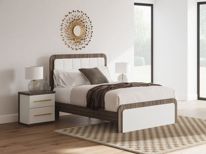 Kendanport - Upholstered Bed - Hornell Furniture Outlet