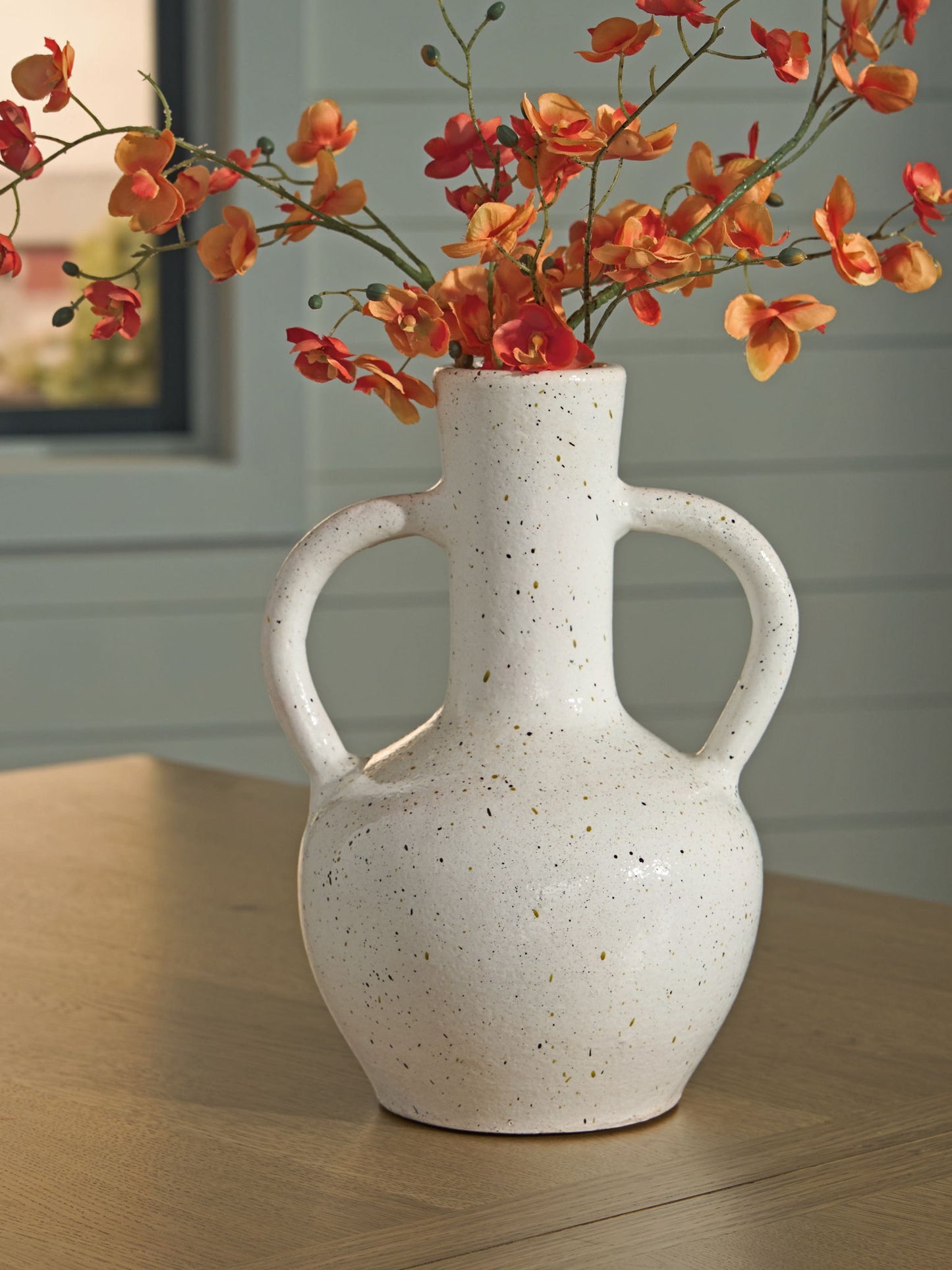 Dallinworth - Vase - Hornell Furniture Outlet