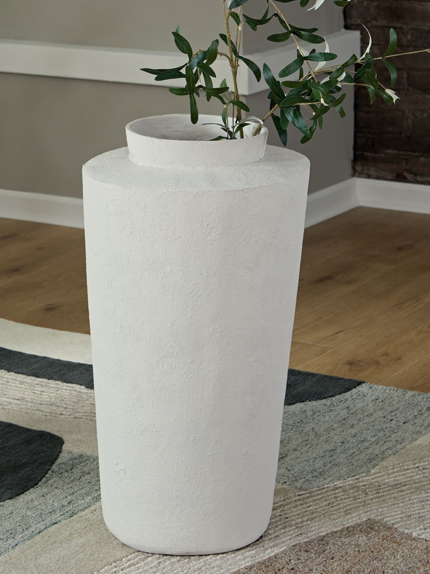 Flurinworth - Vase - Hornell Furniture Outlet