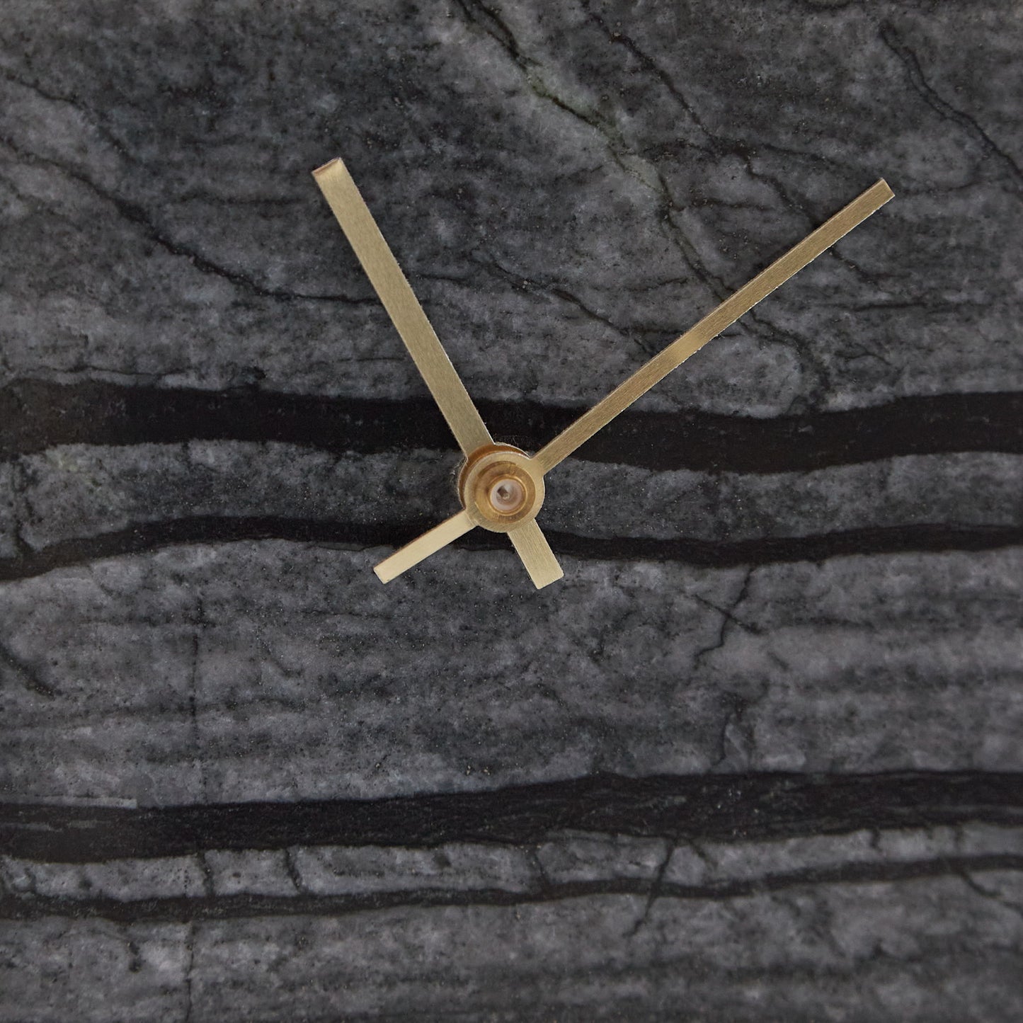 Janmour - Table Clock - Hornell Furniture Outlet
