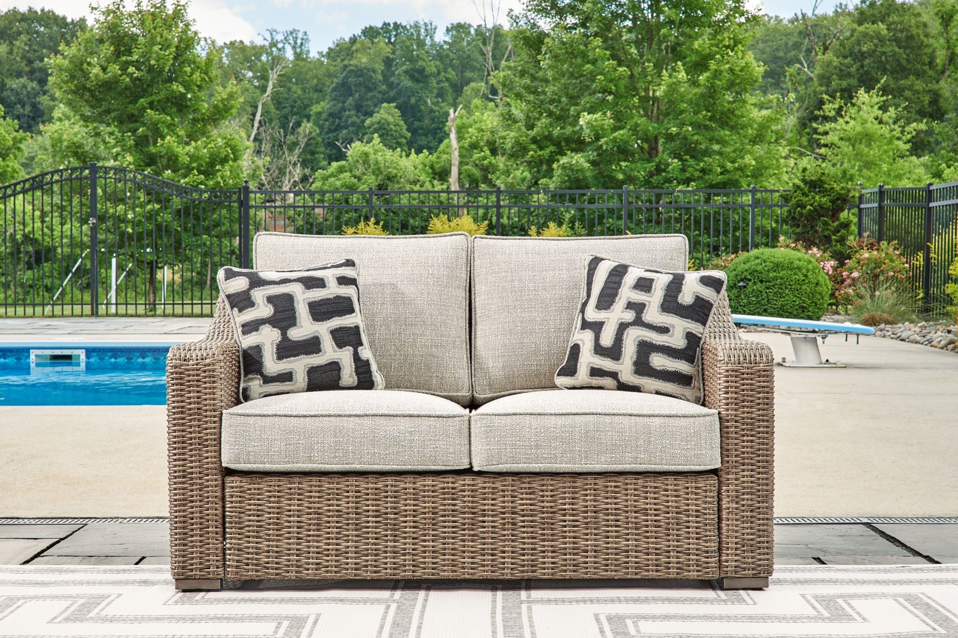 Beachcroft - Beige - Loveseat With Cushion - Hornell Furniture Outlet