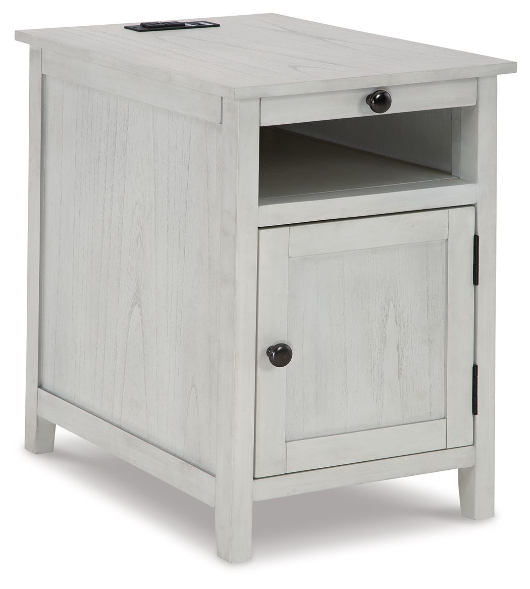 Treytown - Chair Side End Table - Hornell Furniture Outlet