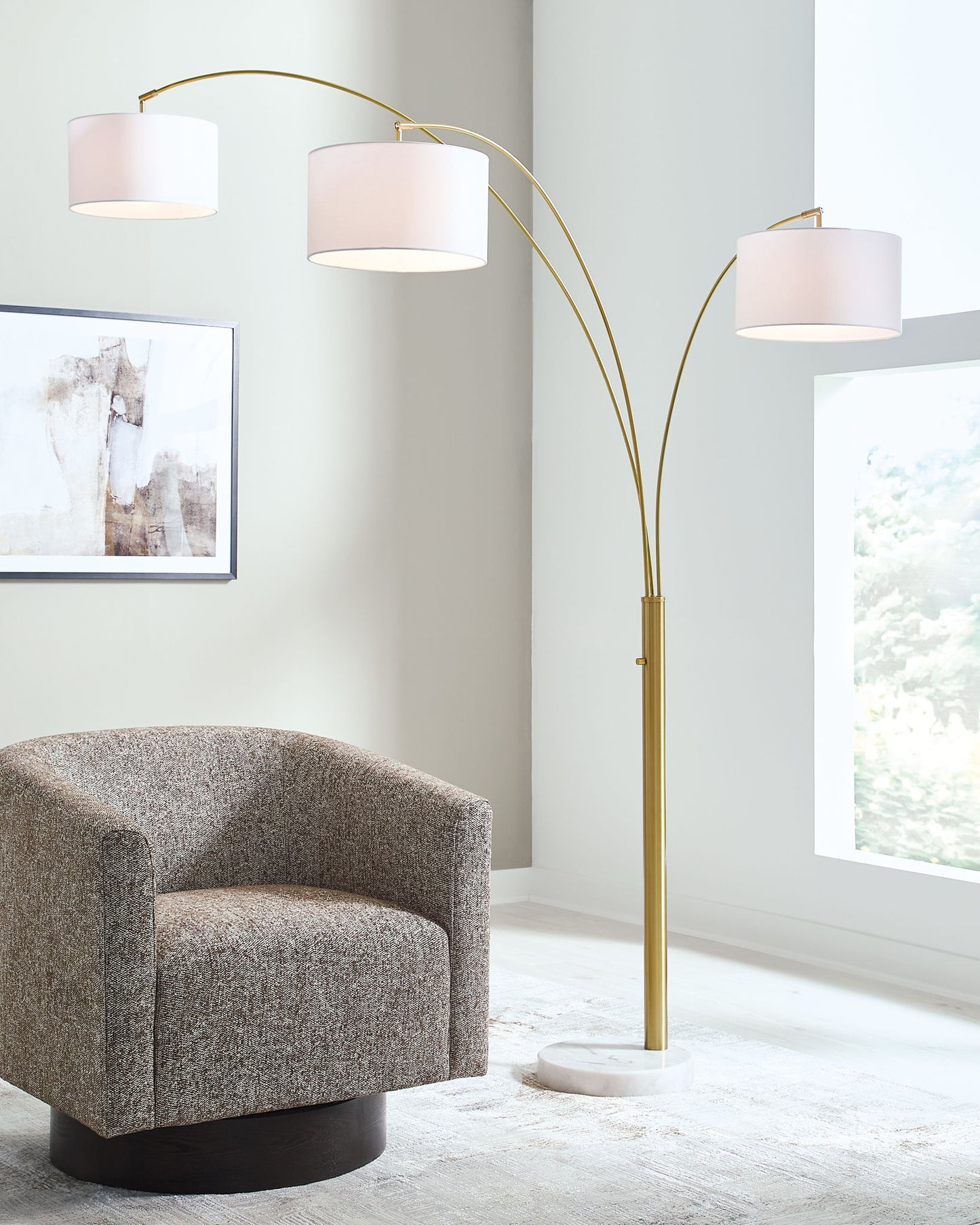 Valo - Metal Arc Lamp - Gold Finish - Hornell Furniture Outlet