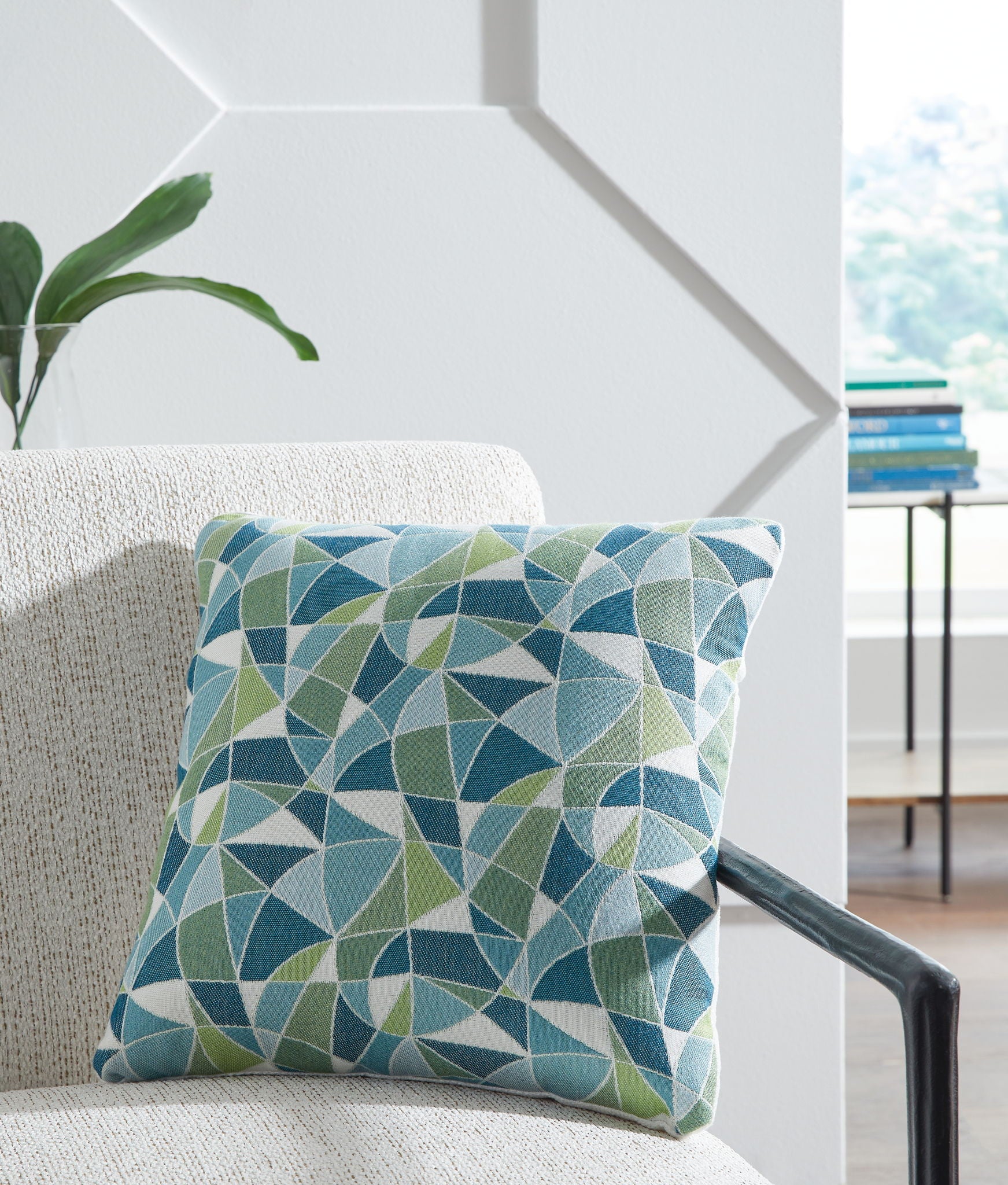 Seanow Next - gen Nuvella - Pillow - Hornell Furniture Outlet