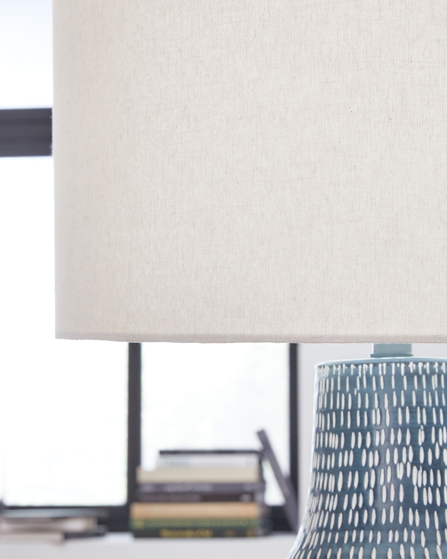 Schylarmont - Antique Gray / White - Metal Table Lamp - Hornell Furniture Outlet