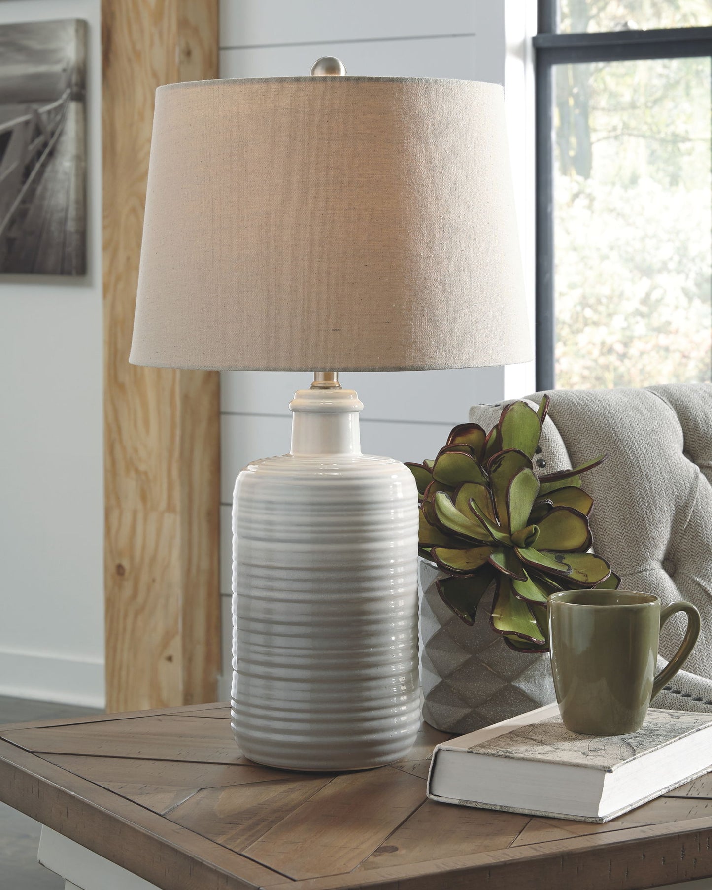 Marnina - Table Lamp - Hornell Furniture Outlet