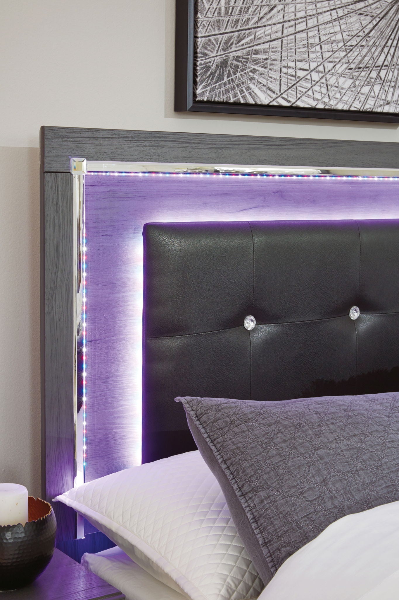 Lodanna - Upholstered Panel Headboard - Hornell Furniture Outlet