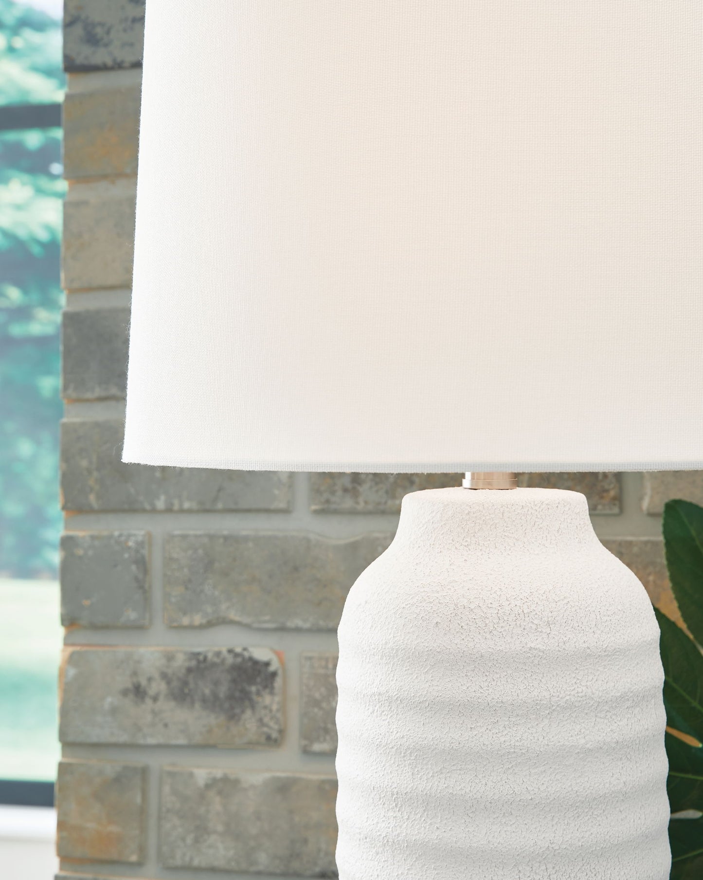 Vauville - Poly Table Lamp (Set of 2) - White - Hornell Furniture Outlet