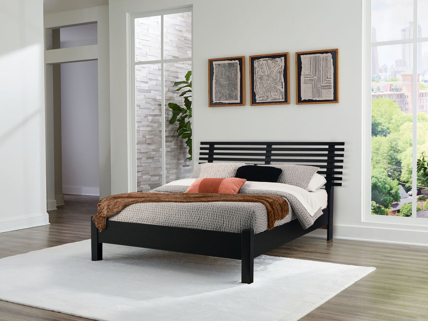 Danziar - Slat Panel Bed With Low Footboard - Hornell Furniture Outlet