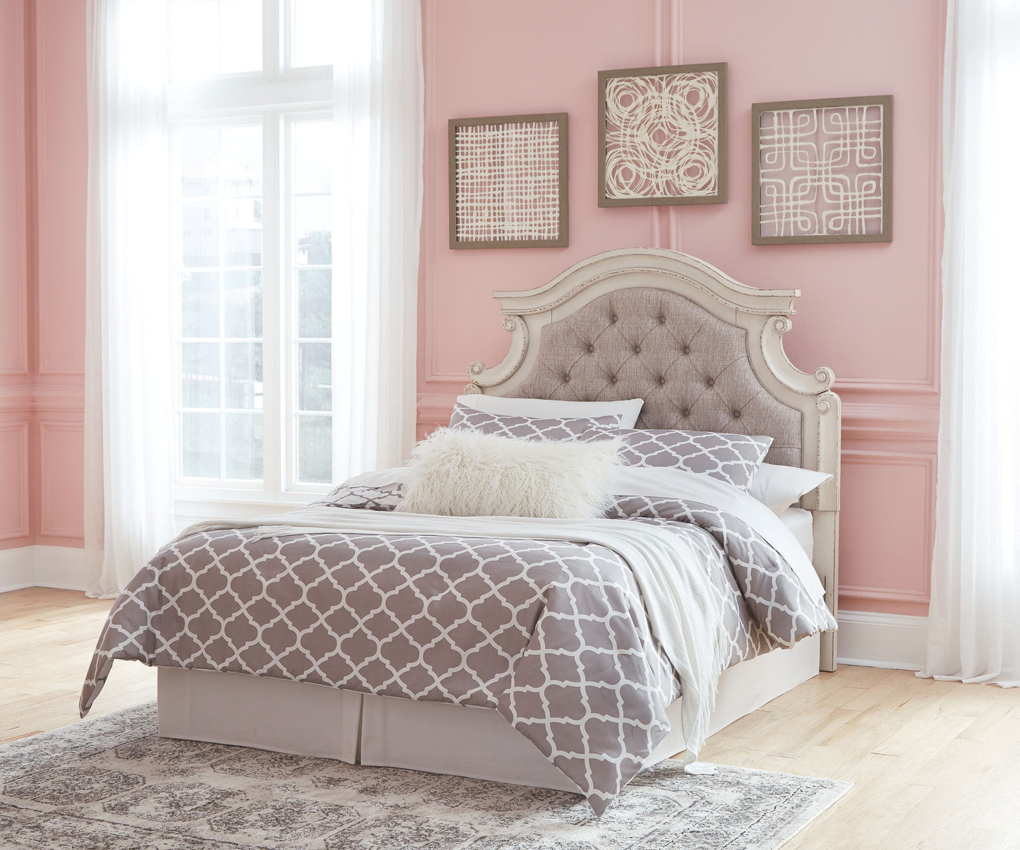 Realyn - Chipped White - Full UPH Panel Headboard - Hornell Furniture Outlet