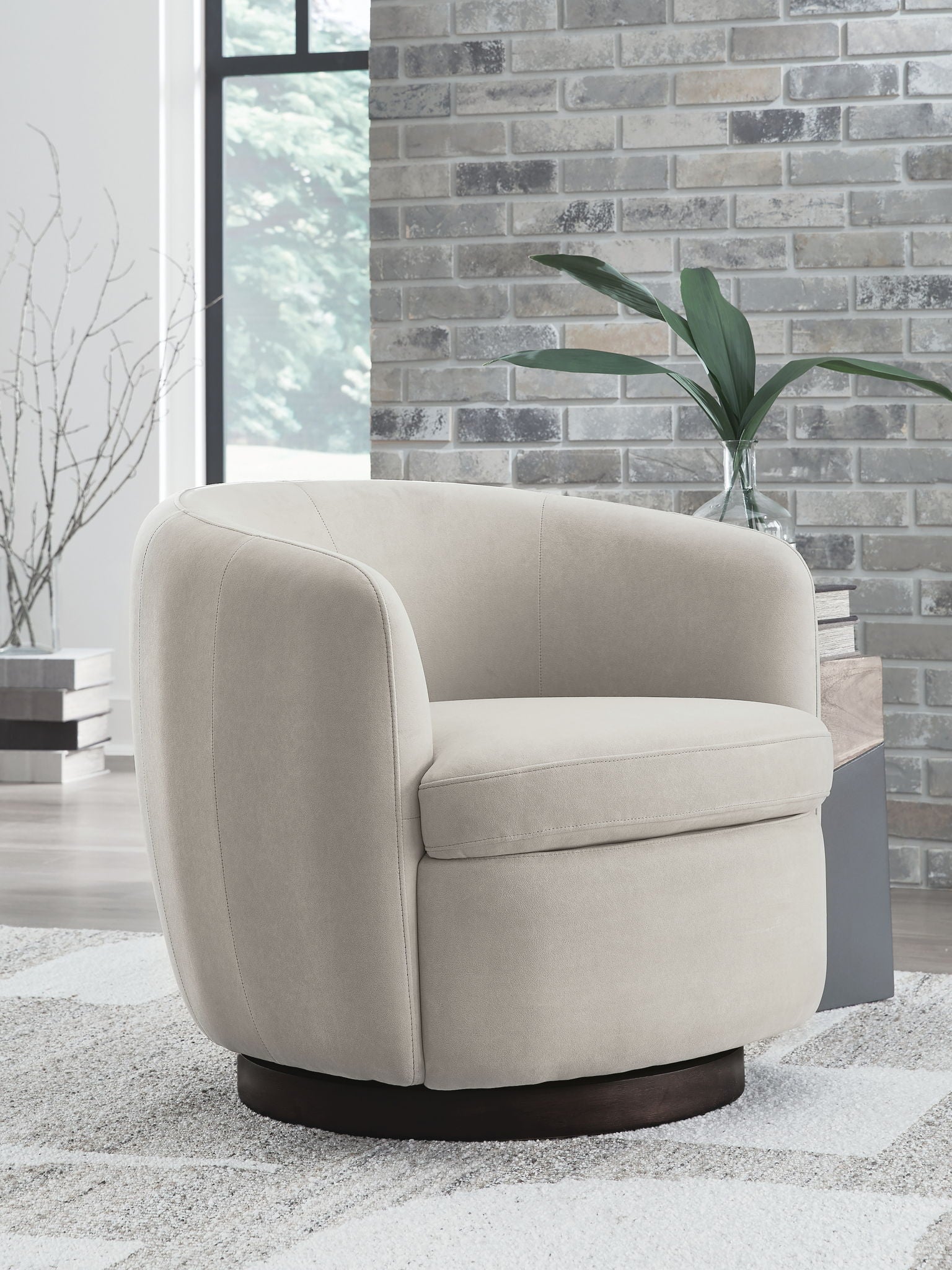 Annbury - Swivel Accent Chair - Light Beige - Hornell Furniture Outlet