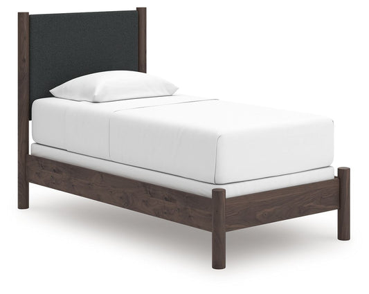 Pamytta - Upholstered Panel Bed - Hornell Furniture Outlet